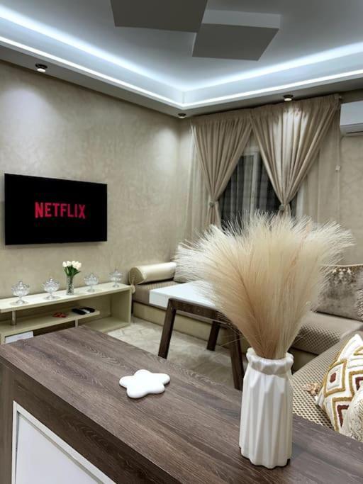 Apartment Modern In