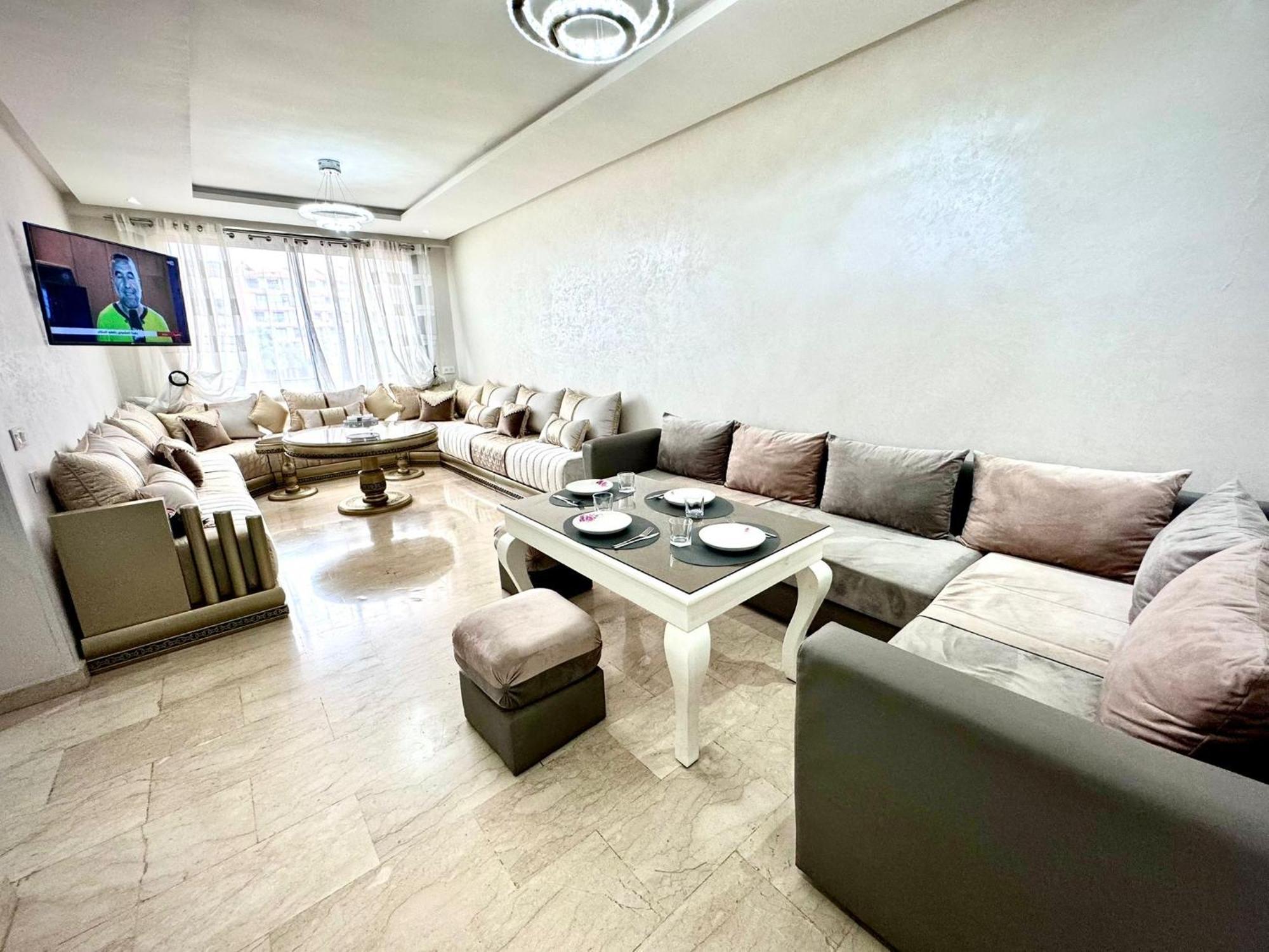 Bay 1 Piscine Agadir