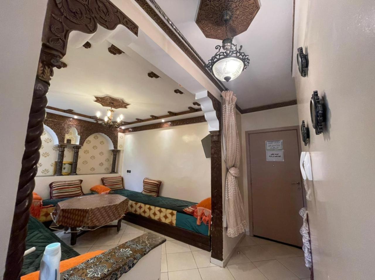 Apartment A Louer A *