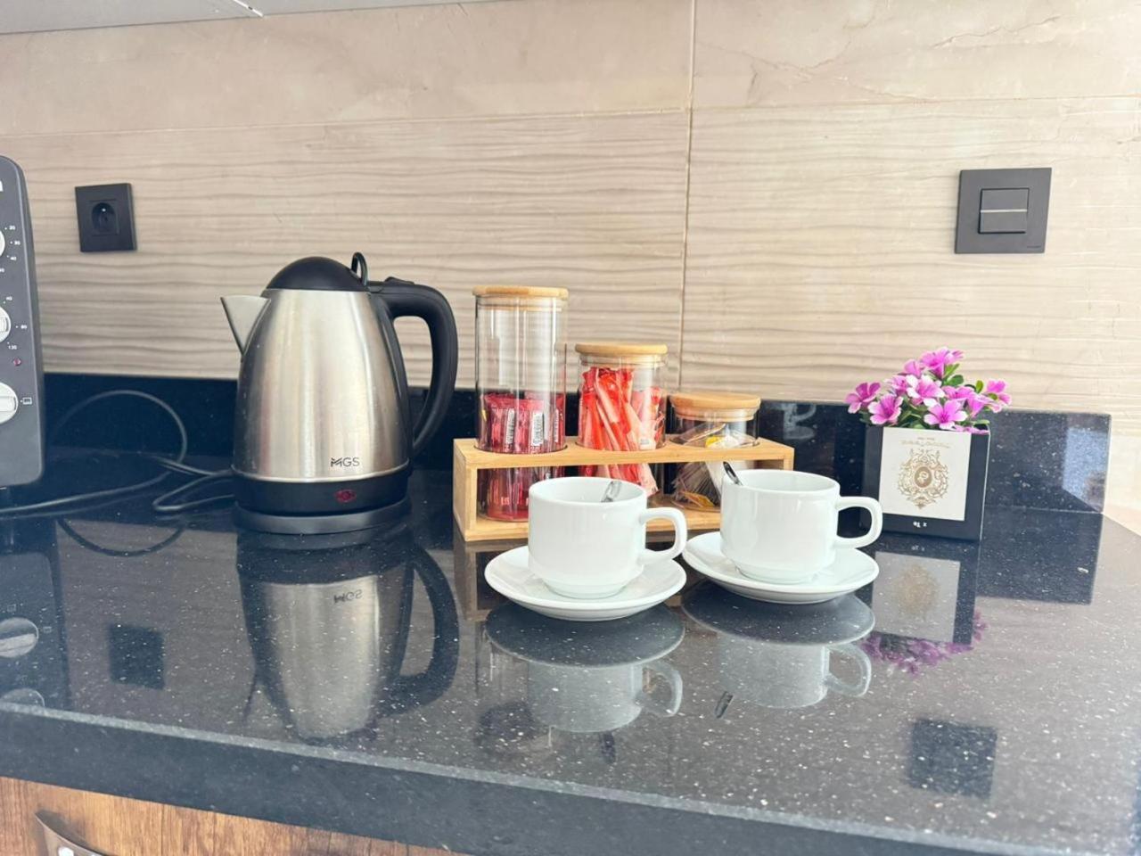 Bay's Upscale Urban Nest Apartment Agadir