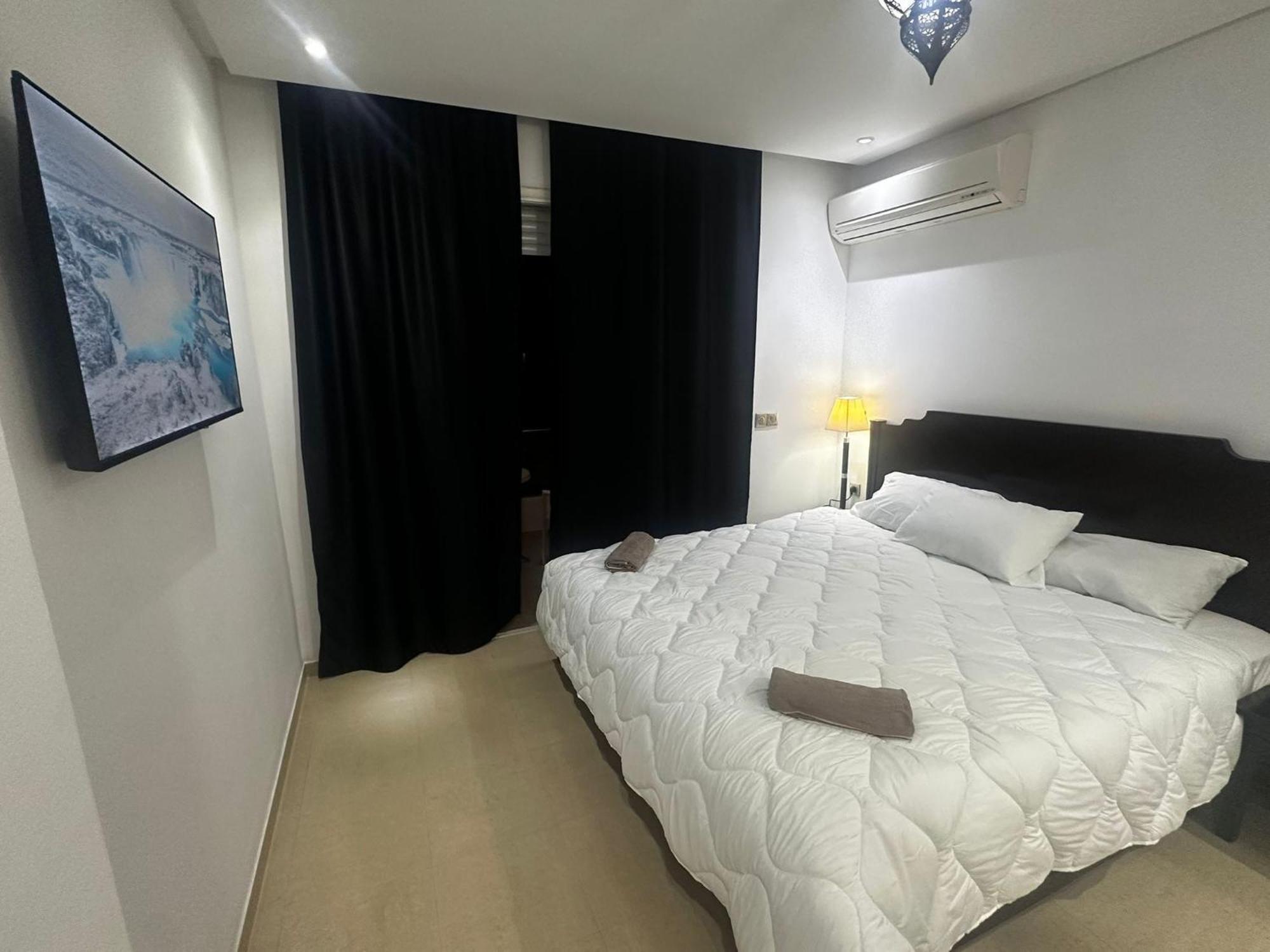 Islane Apartment *