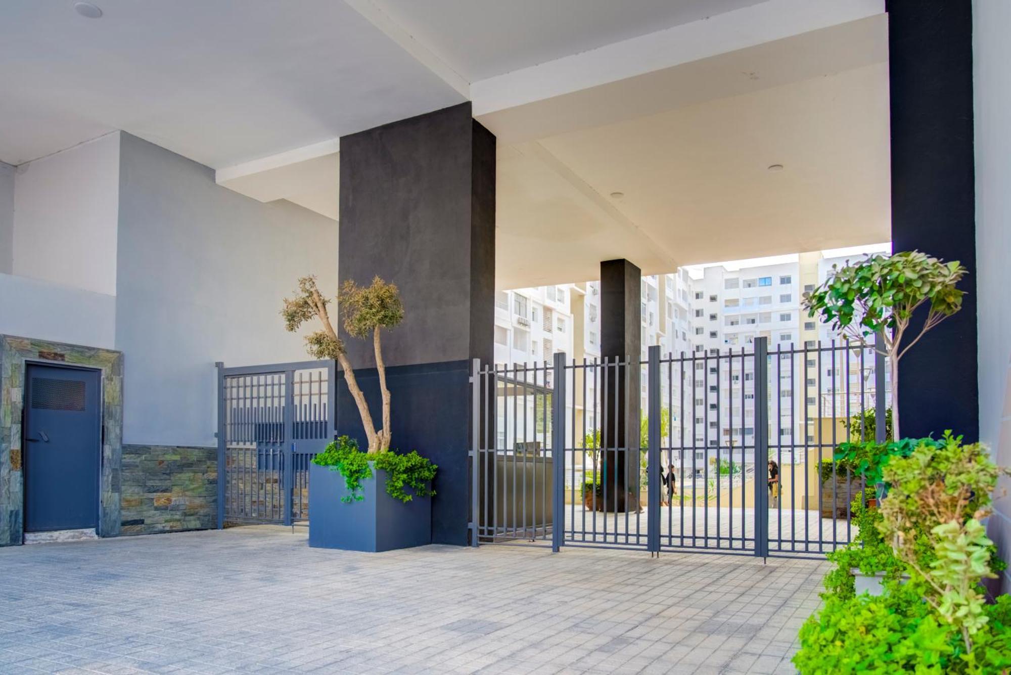 With Pool Apartment