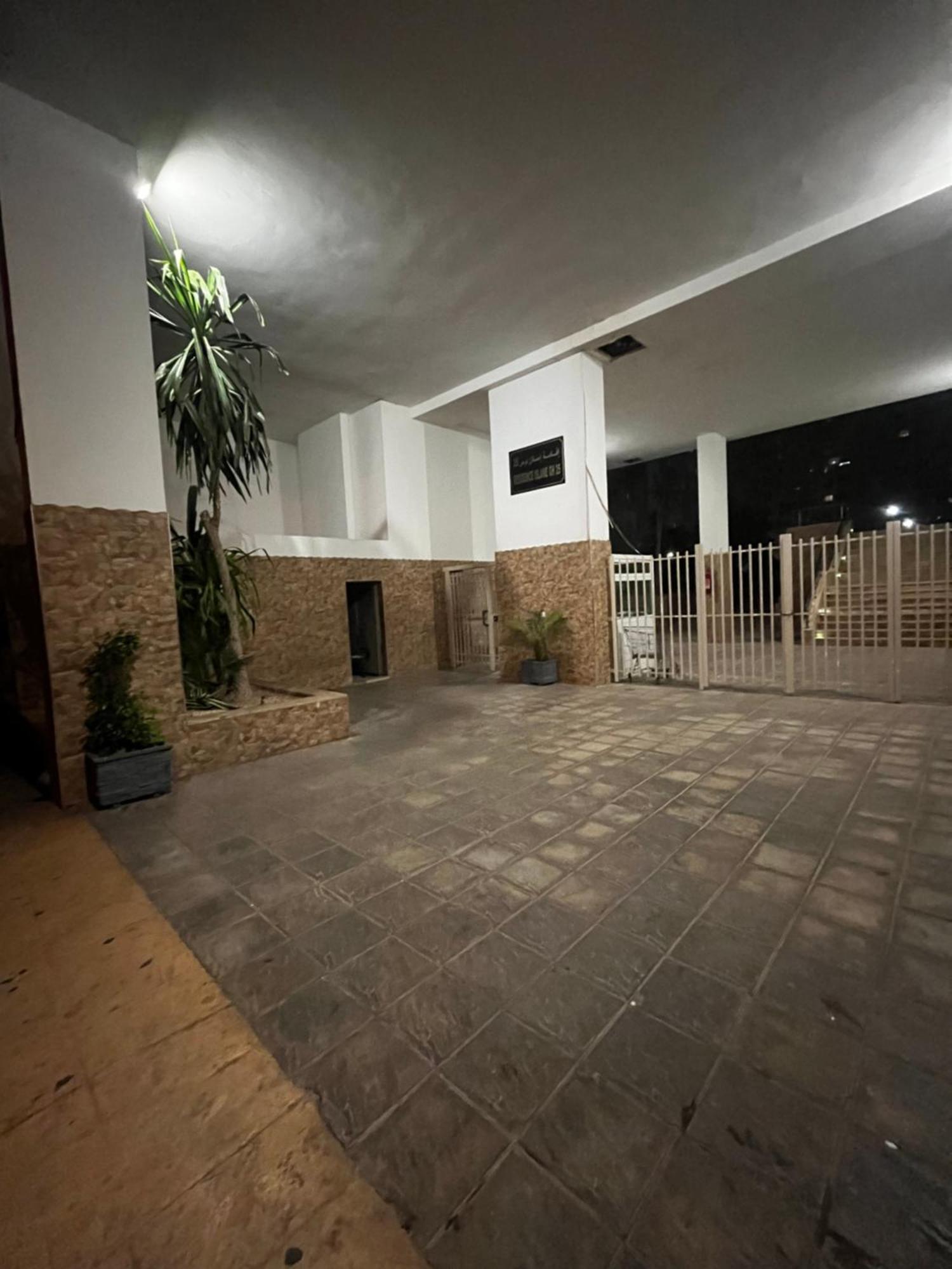 Bay Apartment