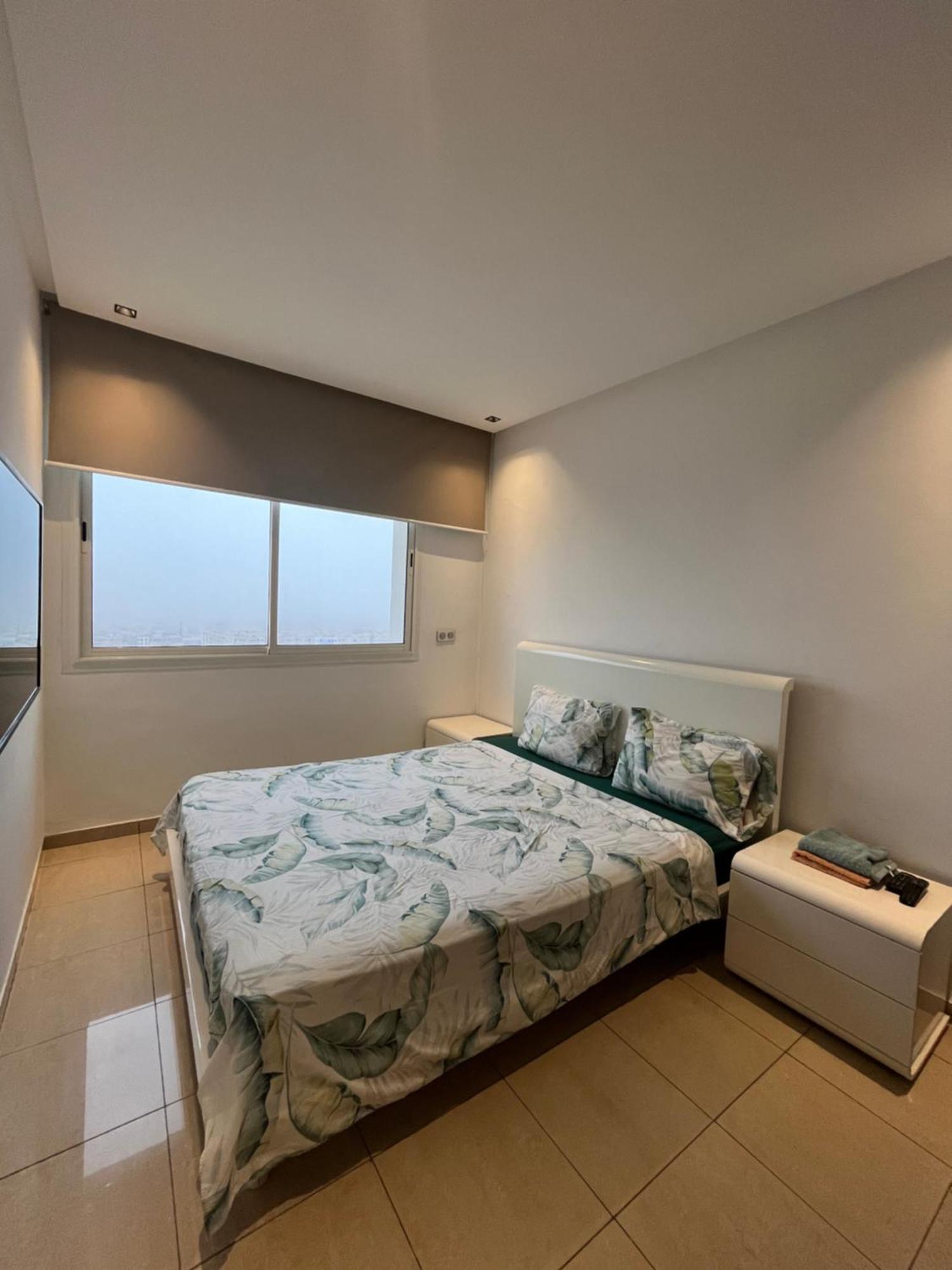 Apartment Bay