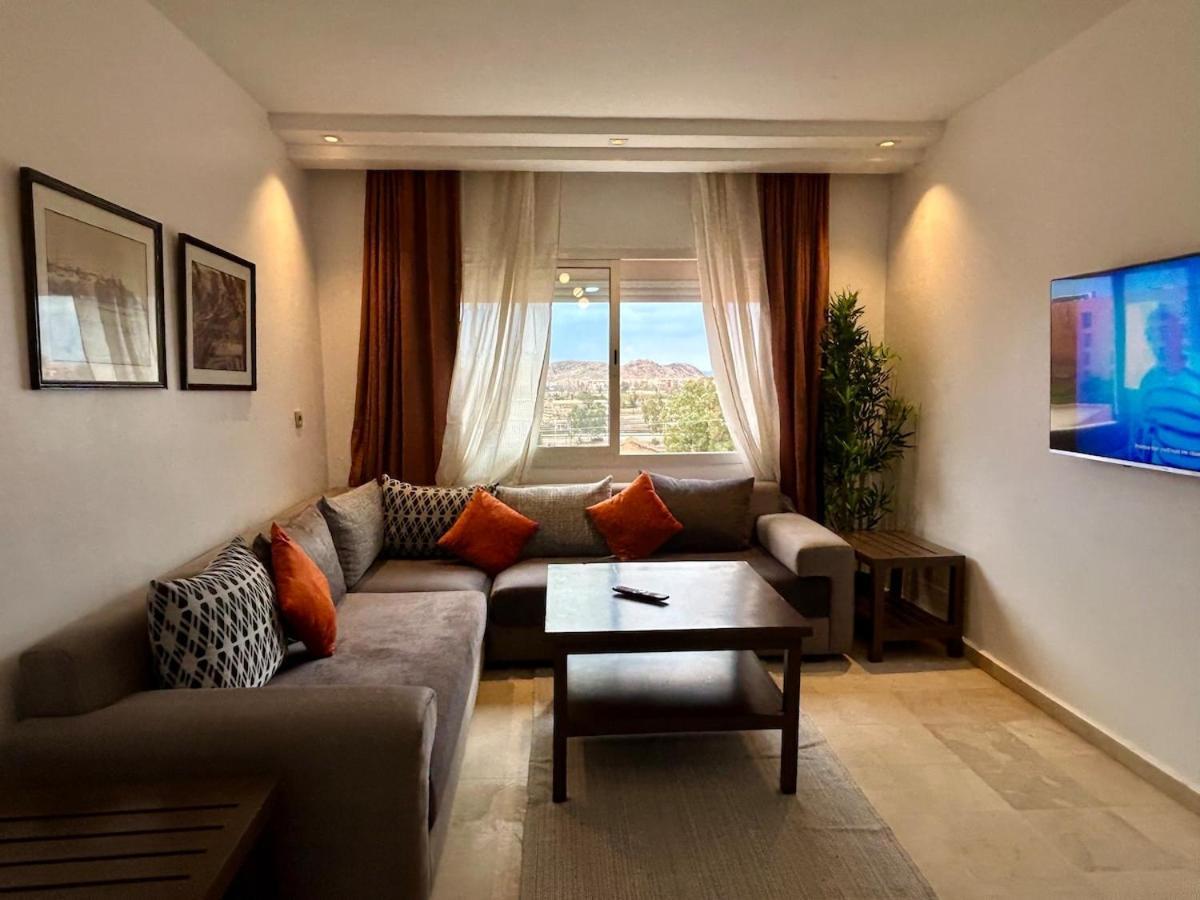 Apartment Modernity And Moroccan Charm Not Overlooked *