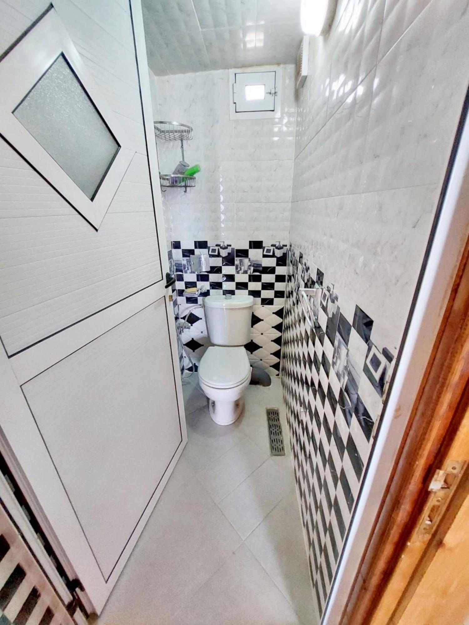 One Bedroom At 100 M Away From The With Sea View And Enclosed Garden Apartment *