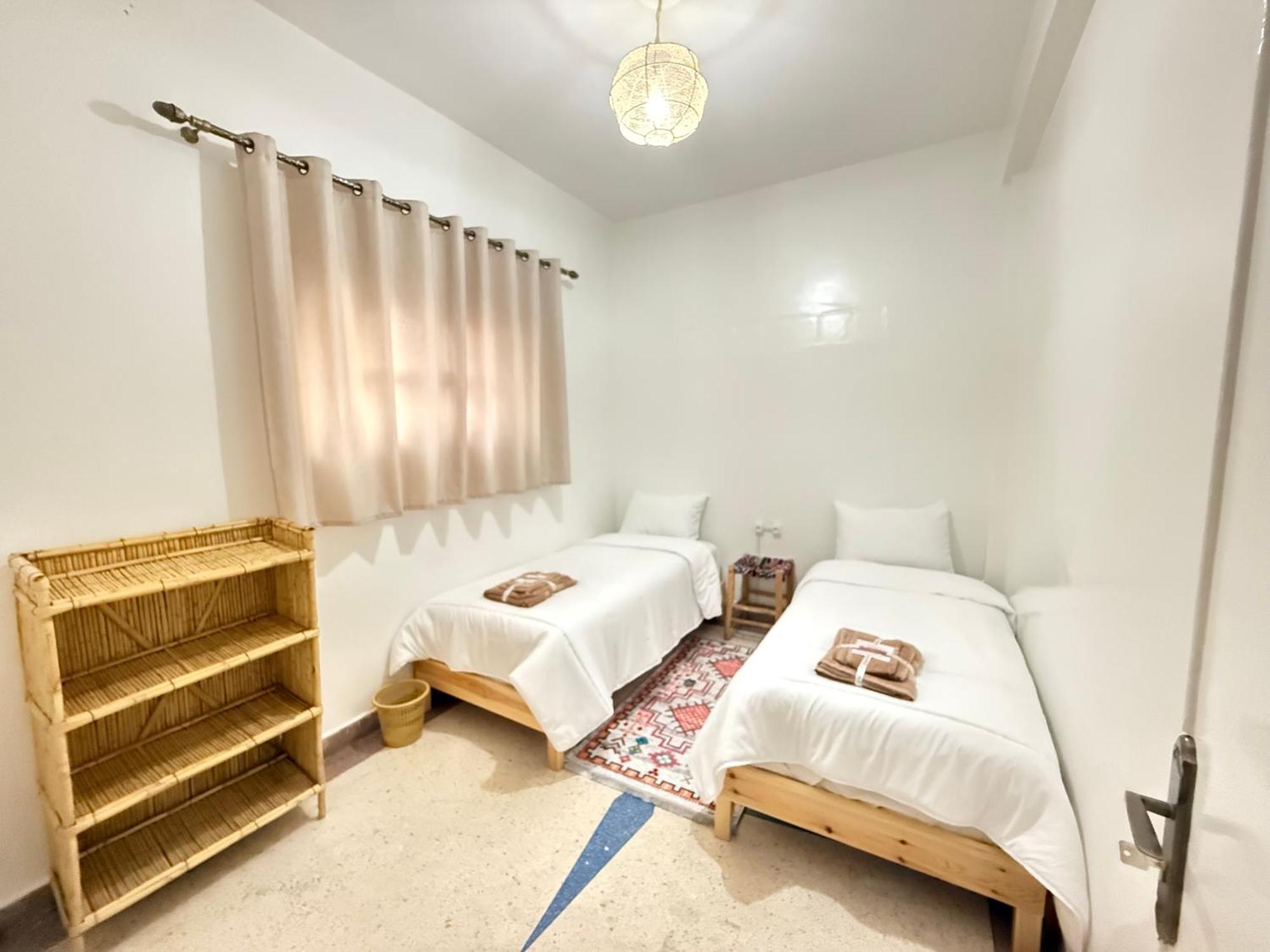 Hostel Orange Surf House