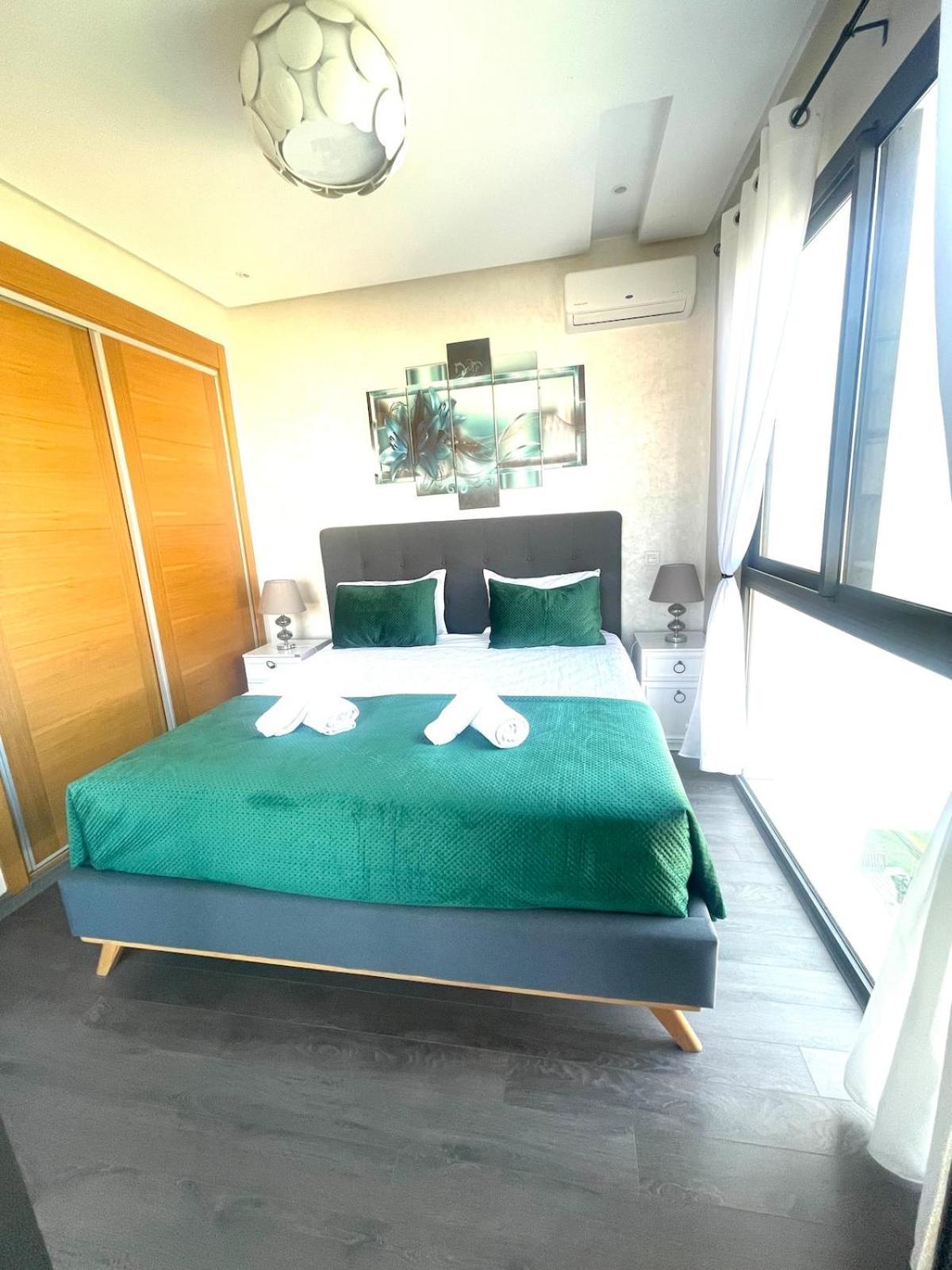 Apartment Hivernage With A Pool