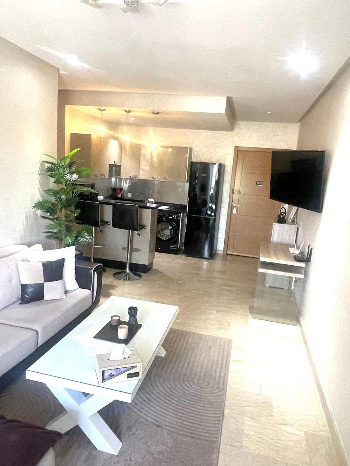 Hivernage With A Pool Apartment *