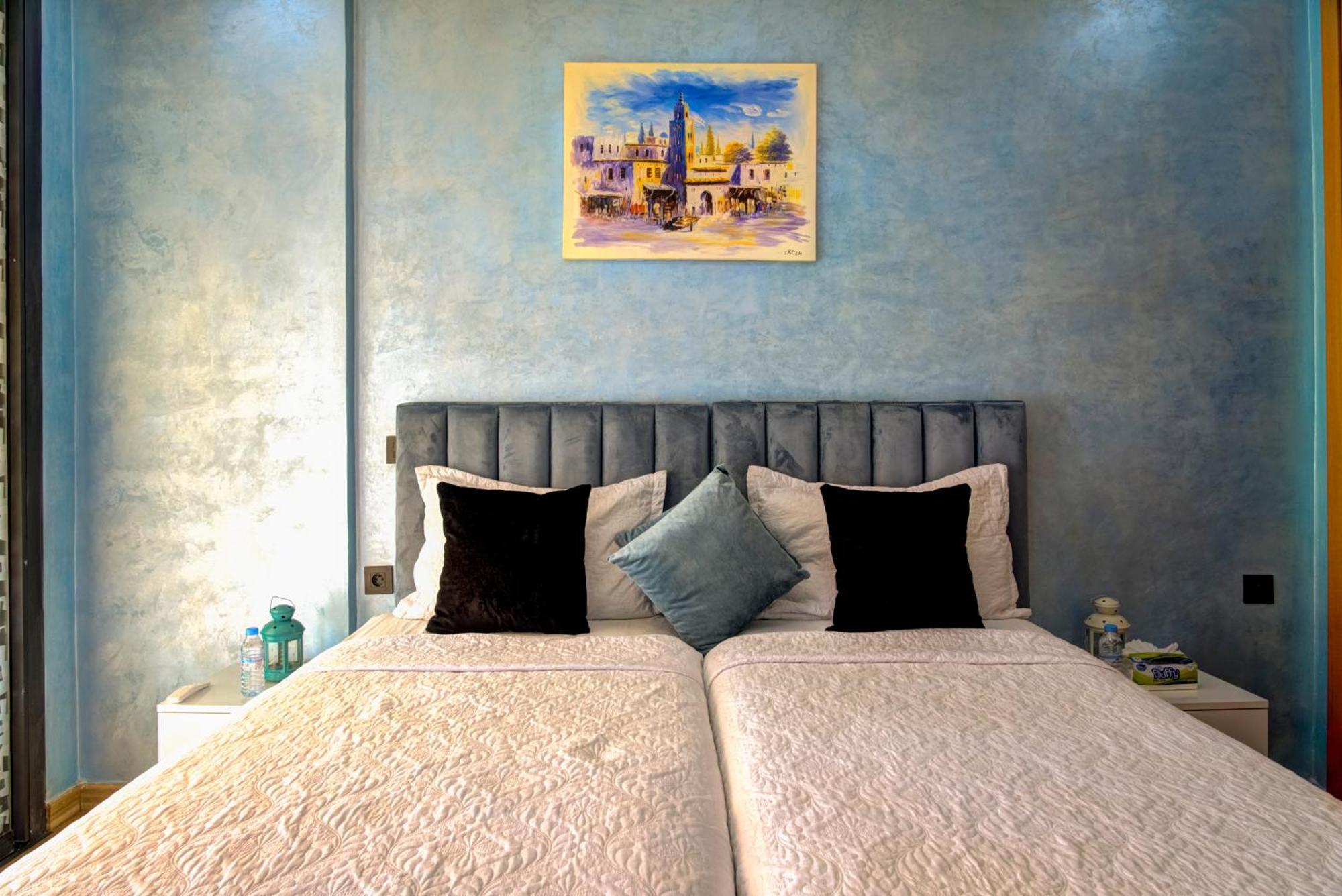 De Luxe Sur Bay Apartment