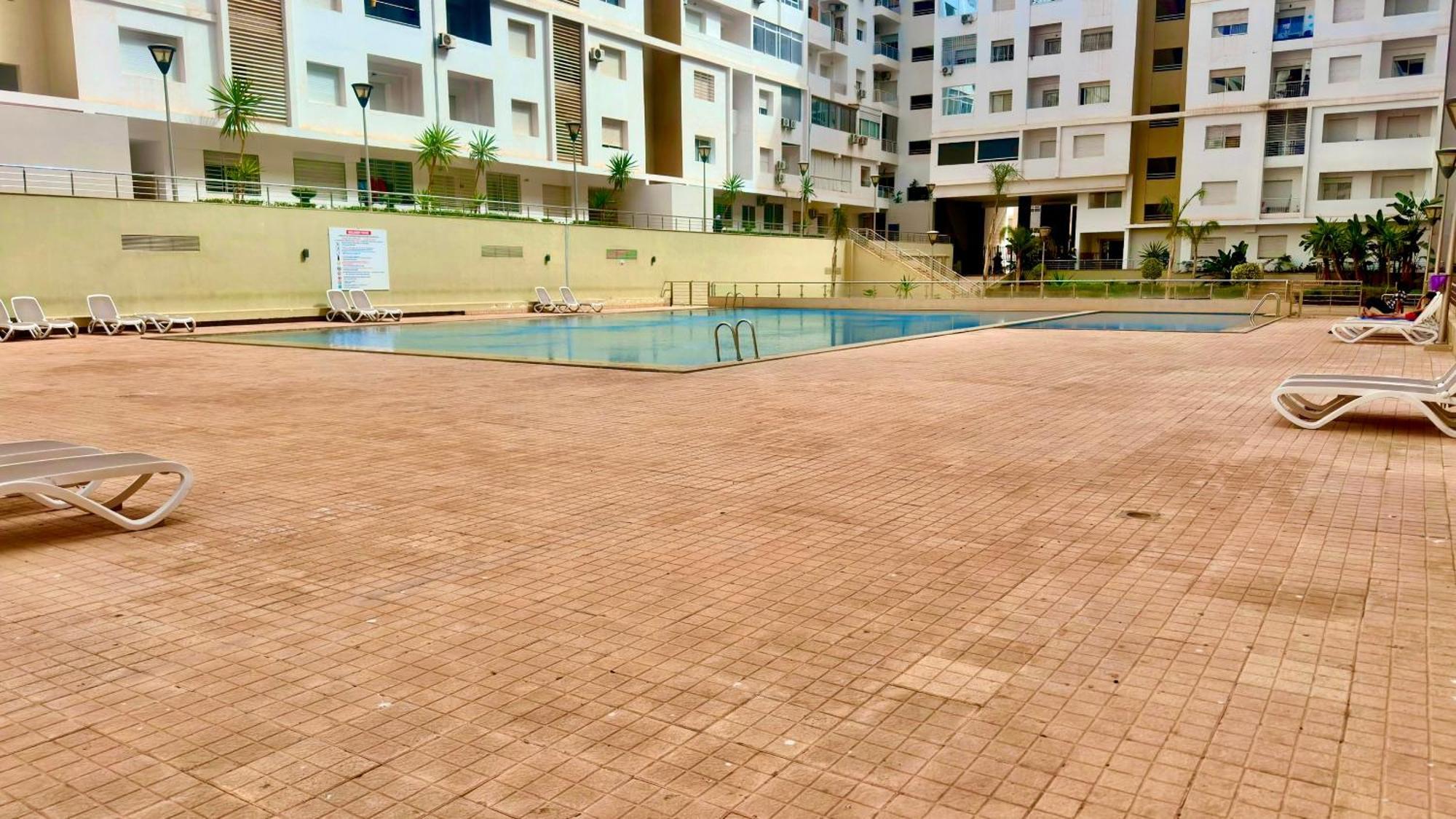 Modern Pool Service Airport Shuttle Easy Check-in Cozy Beds 7 Min From Marina Apartment *