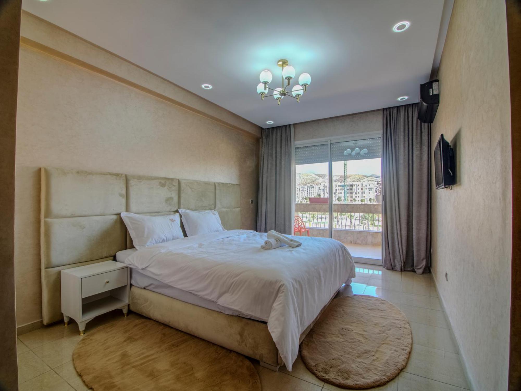 Luxe House Apartment *