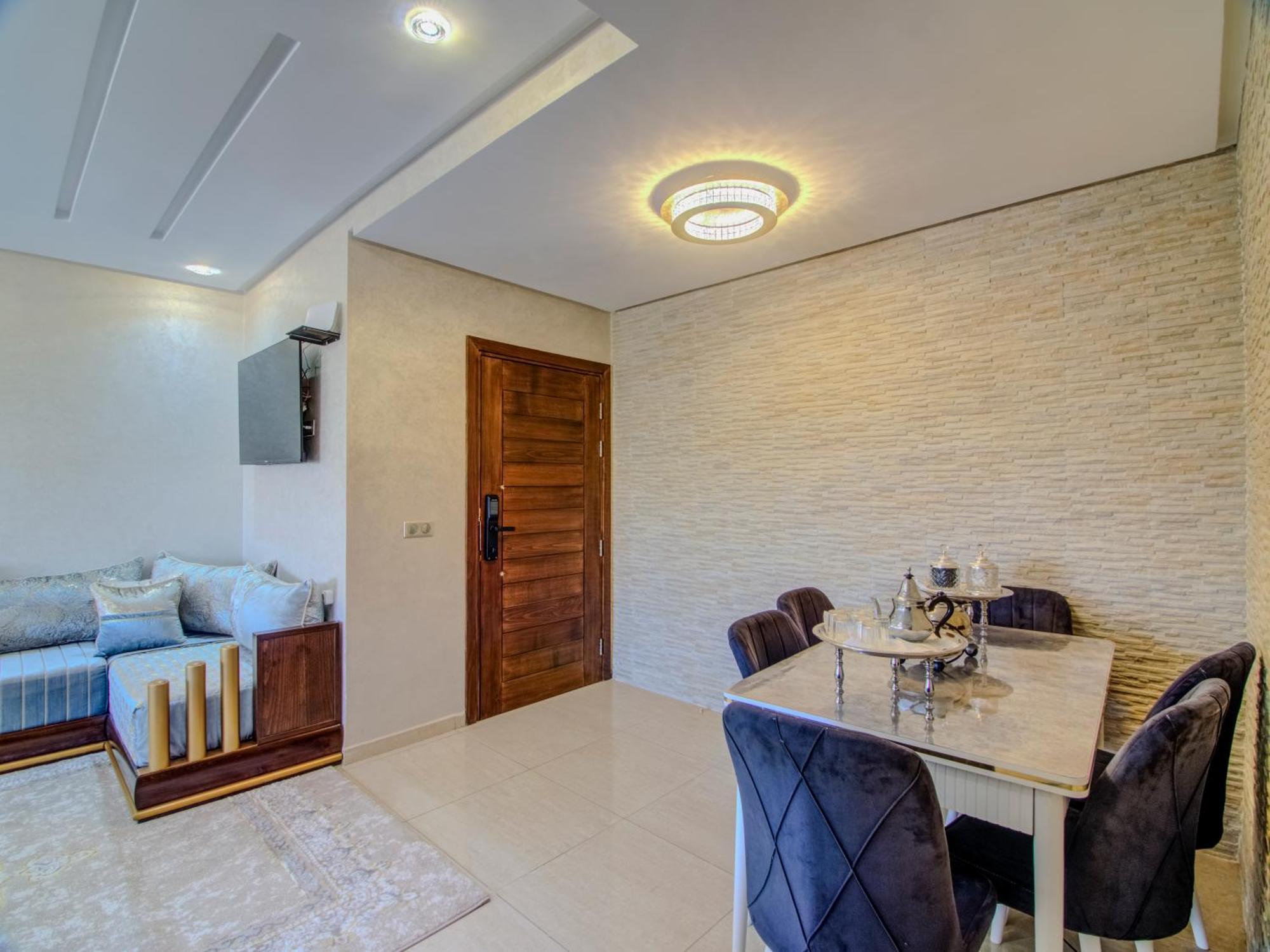 Luxe House *