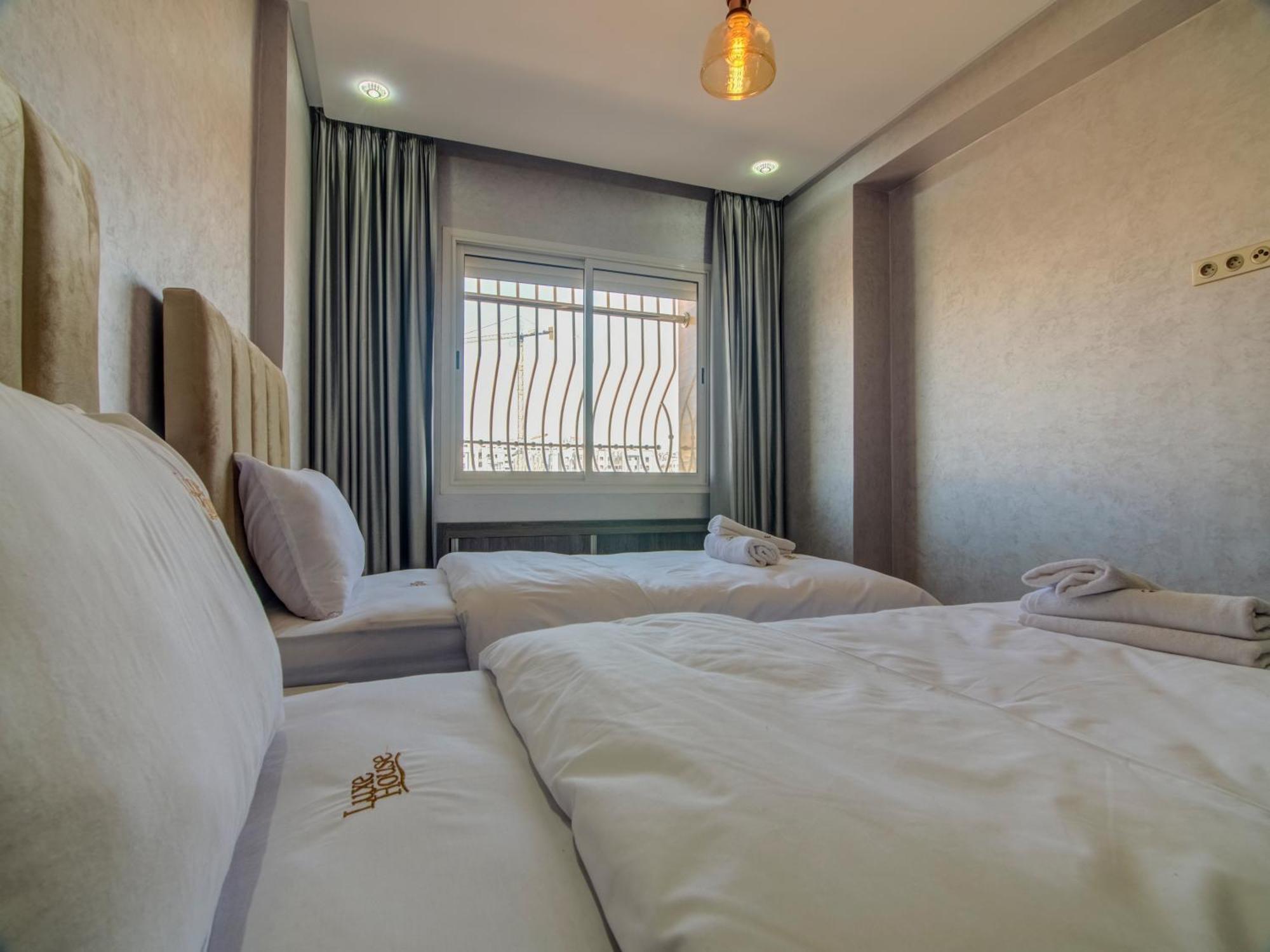 Apartment Luxe House