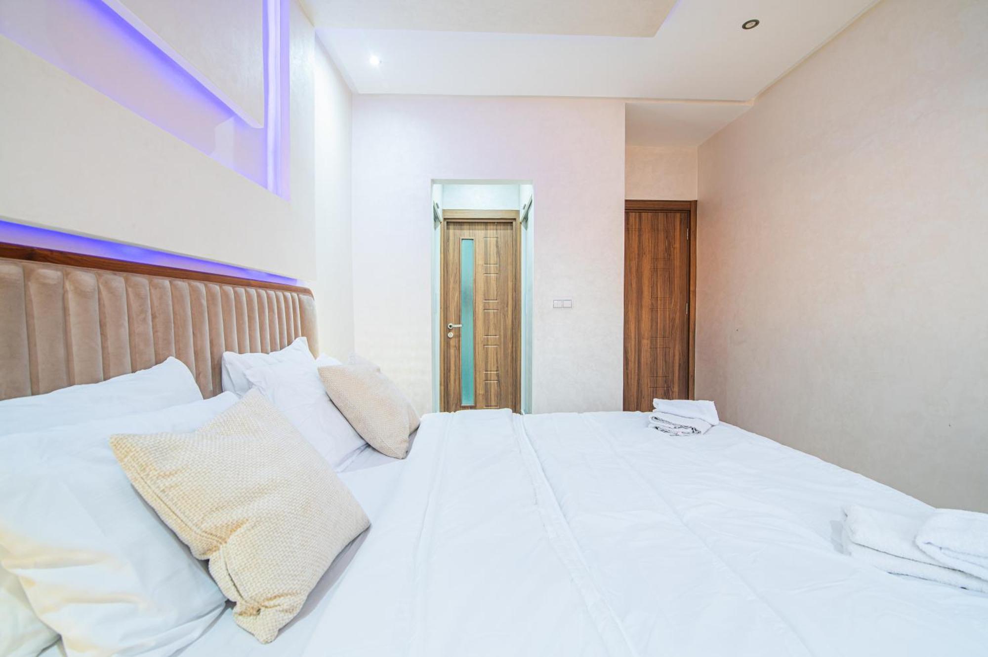 Apartment Modern In The Center Of With Panoramic View *