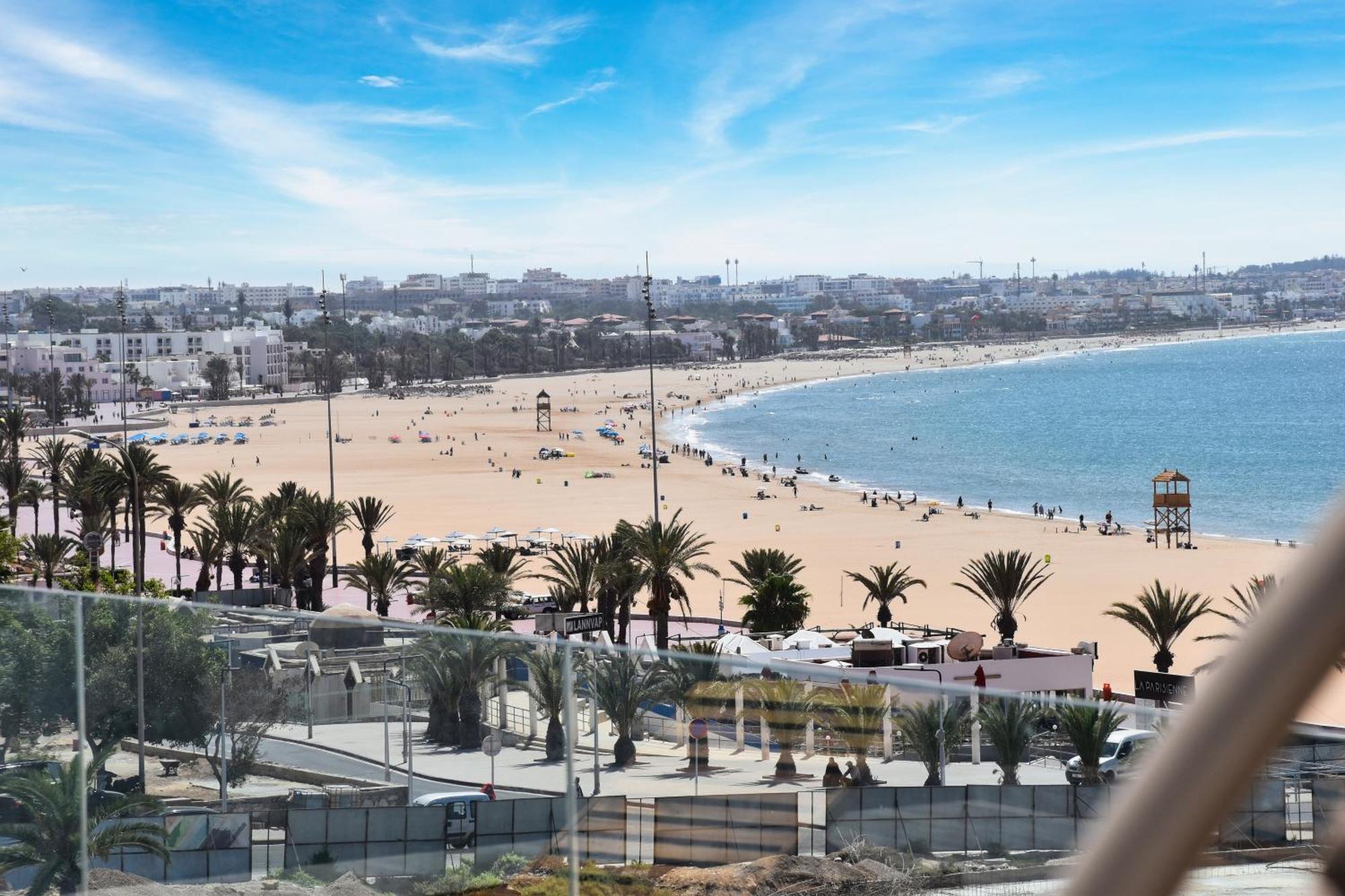 Luxury Seafront 6-7p
