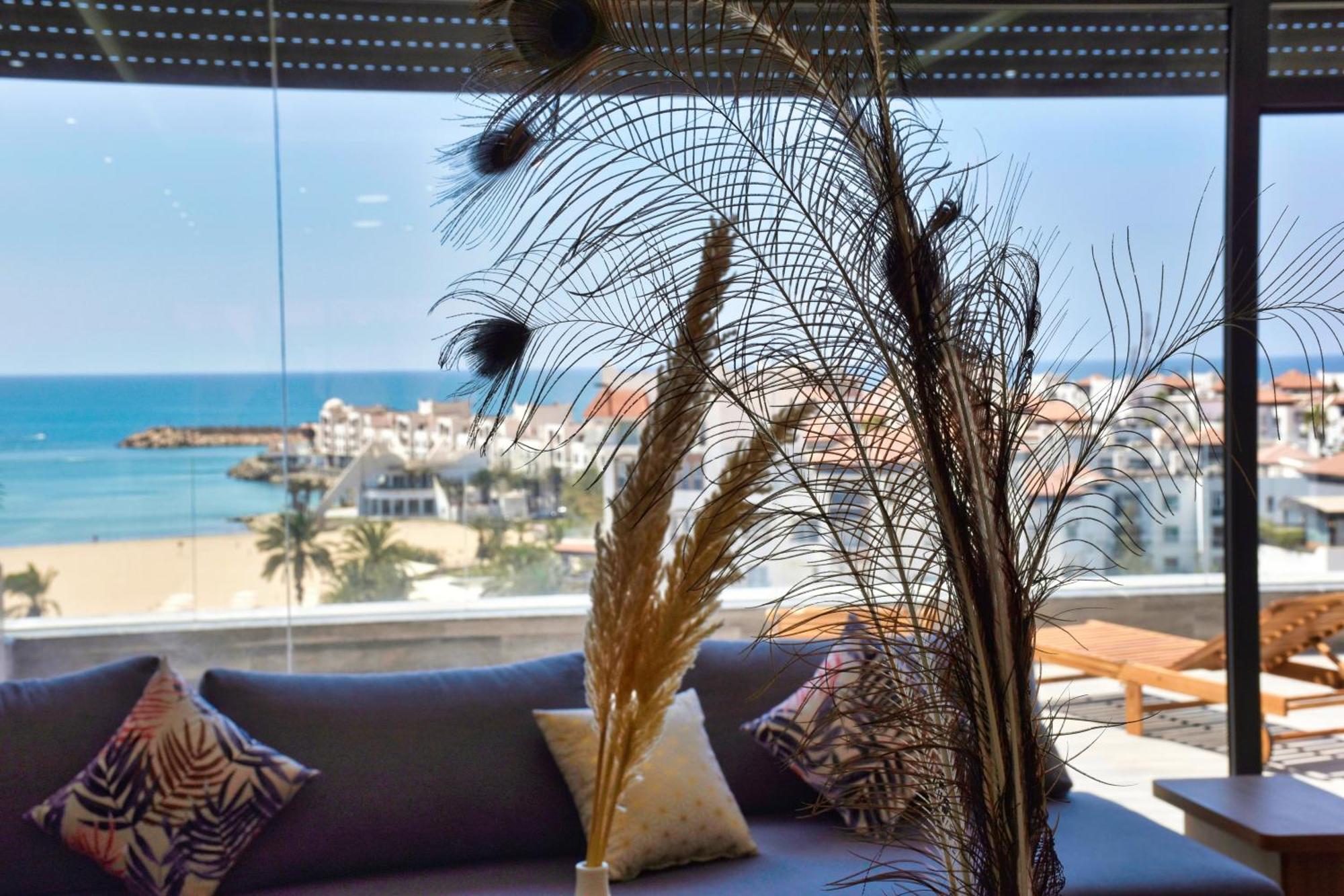 Luxury Seafront 6-7p Appartement