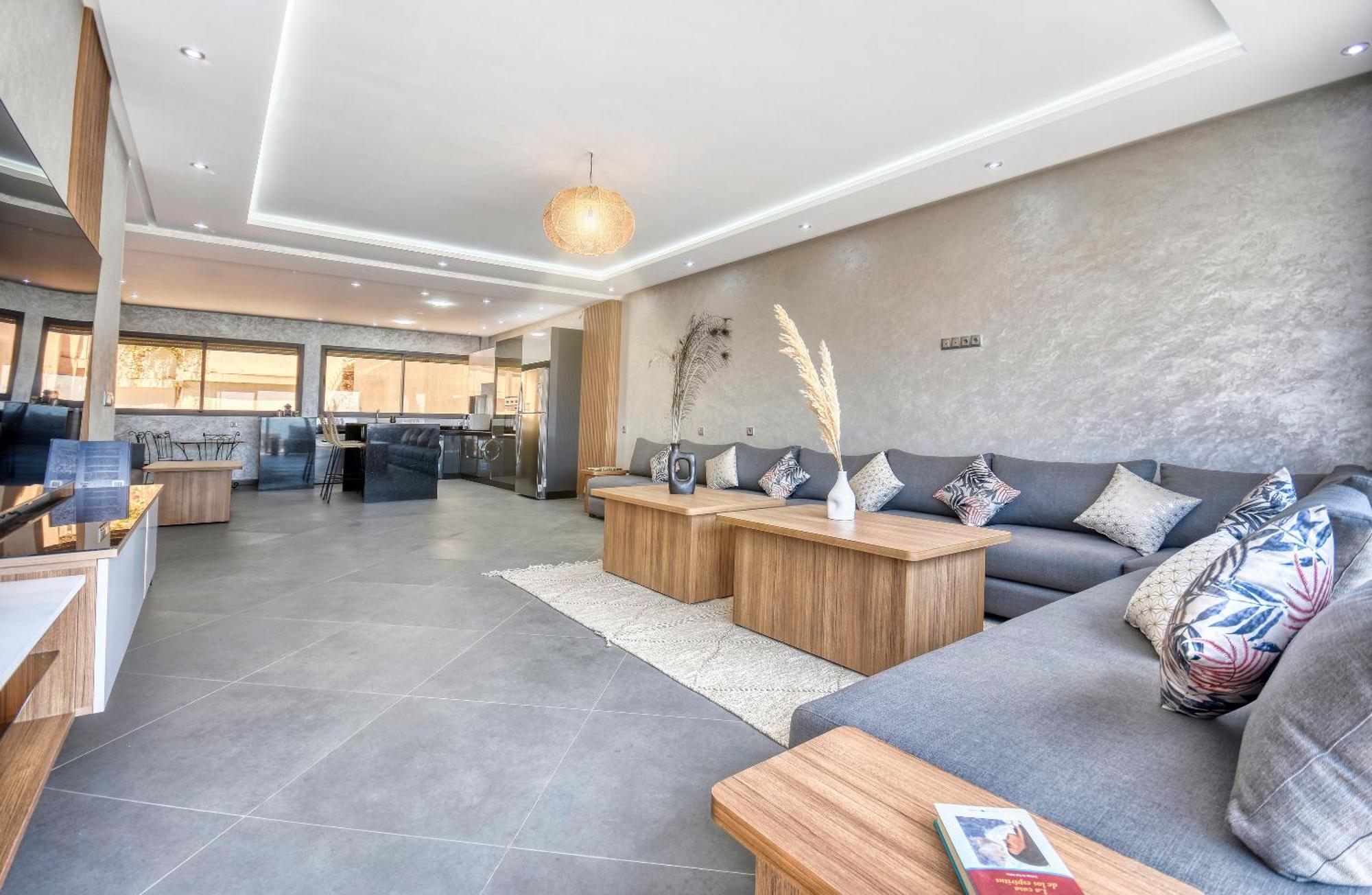 Appartement Luxury Seafront 6-7p Agadir