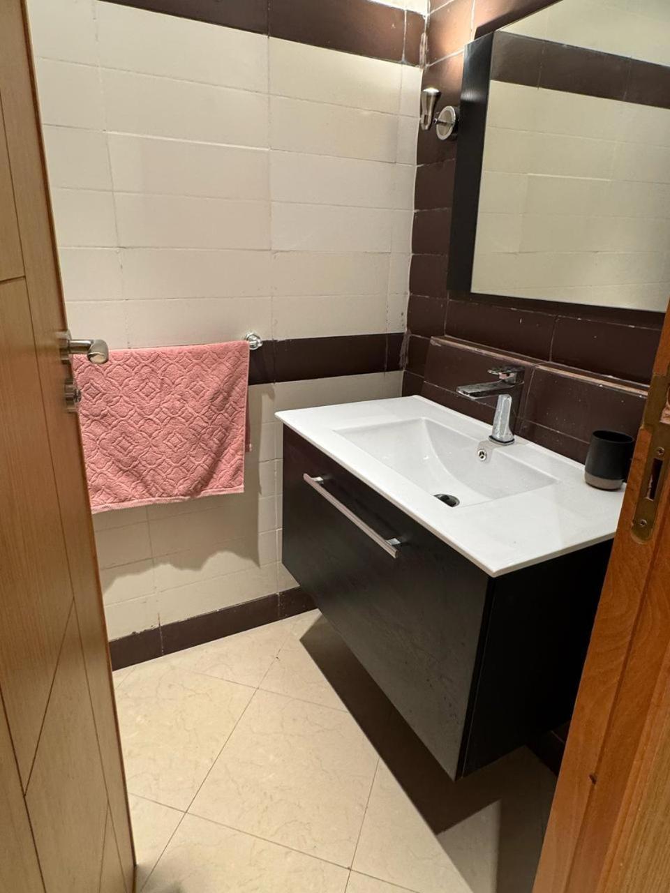 Luxurieux Centre-ville D'agadir Appartement Agadir