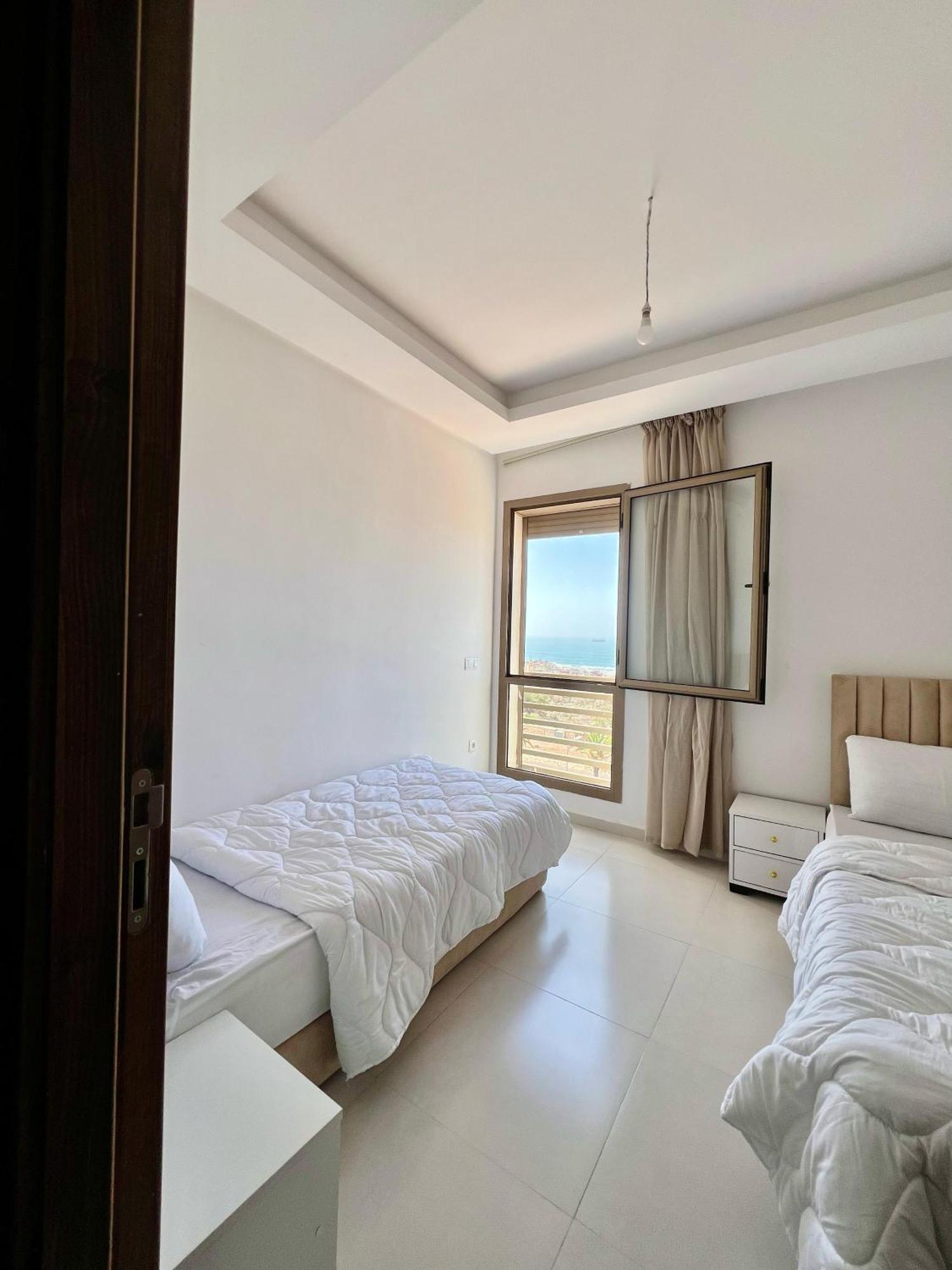 Facing The Sea Apartment *