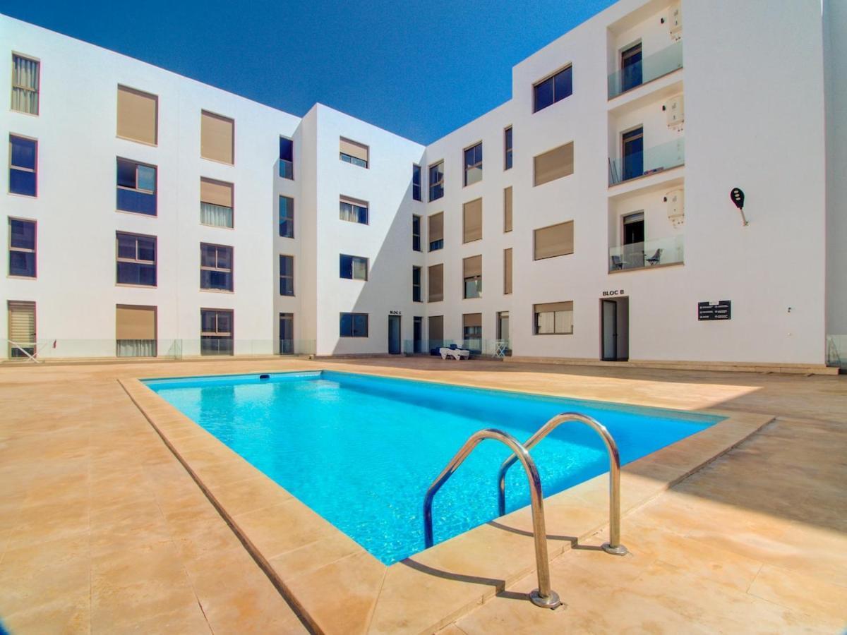 Cosy With Swimming Pool