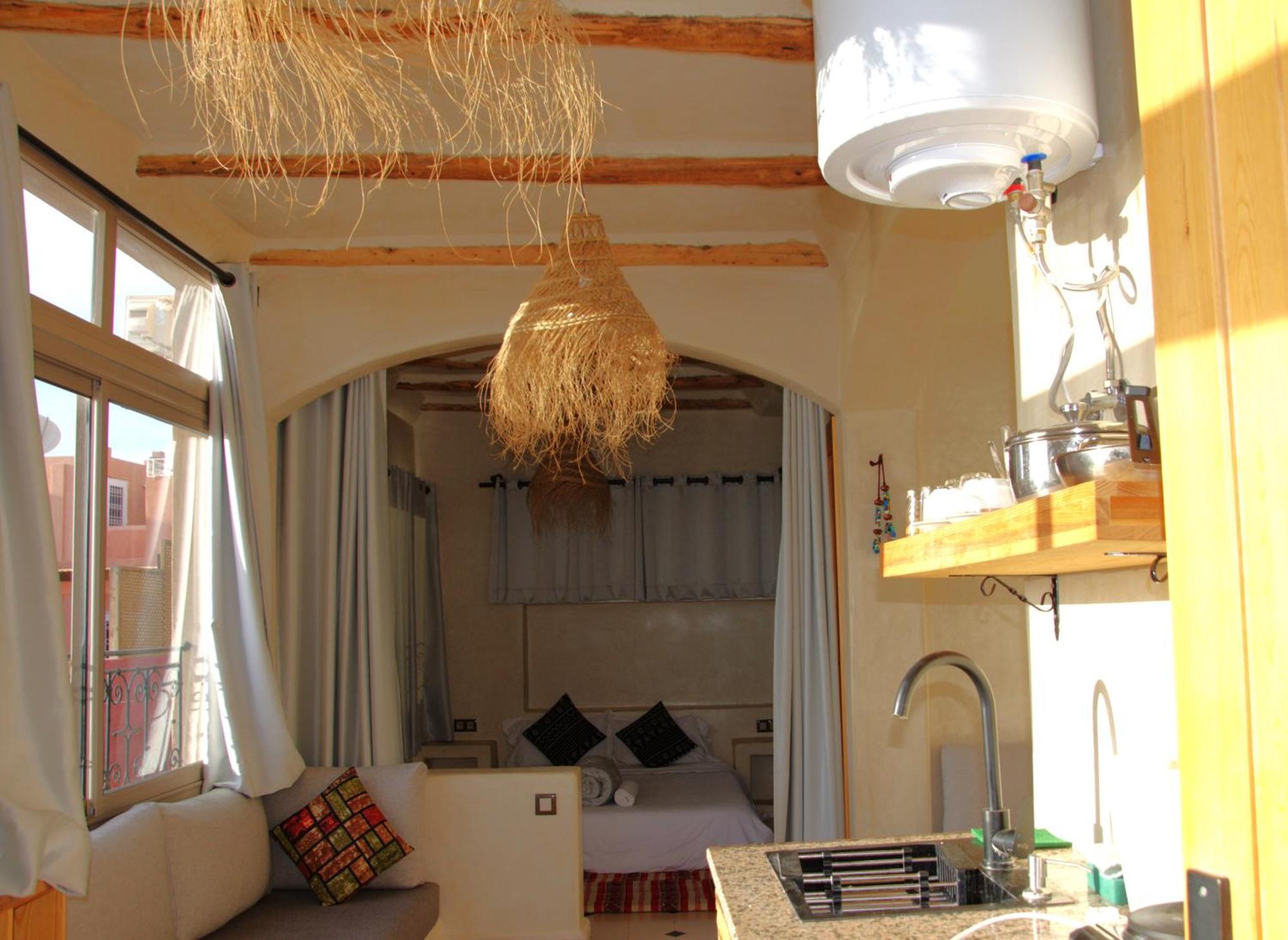Cliff Surf Morocco Bed & Breakfast Tamraght