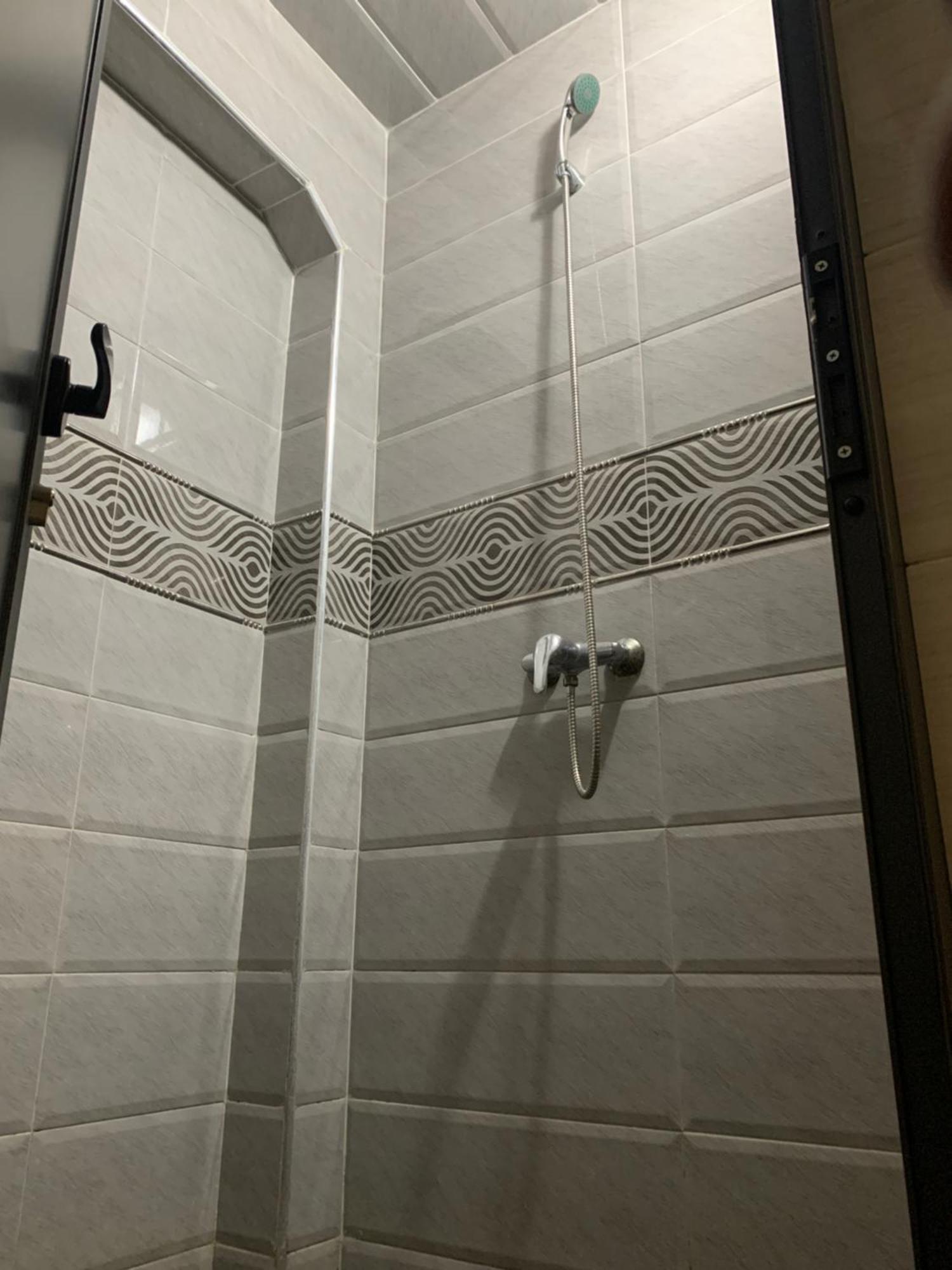 هادئ وفي جانب شاطئ Apartment *