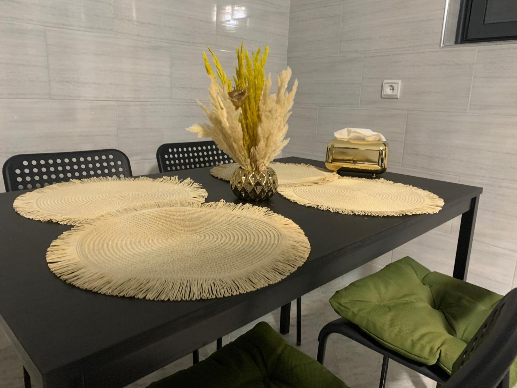 Apartment هادئ وفي جانب شاطئ
