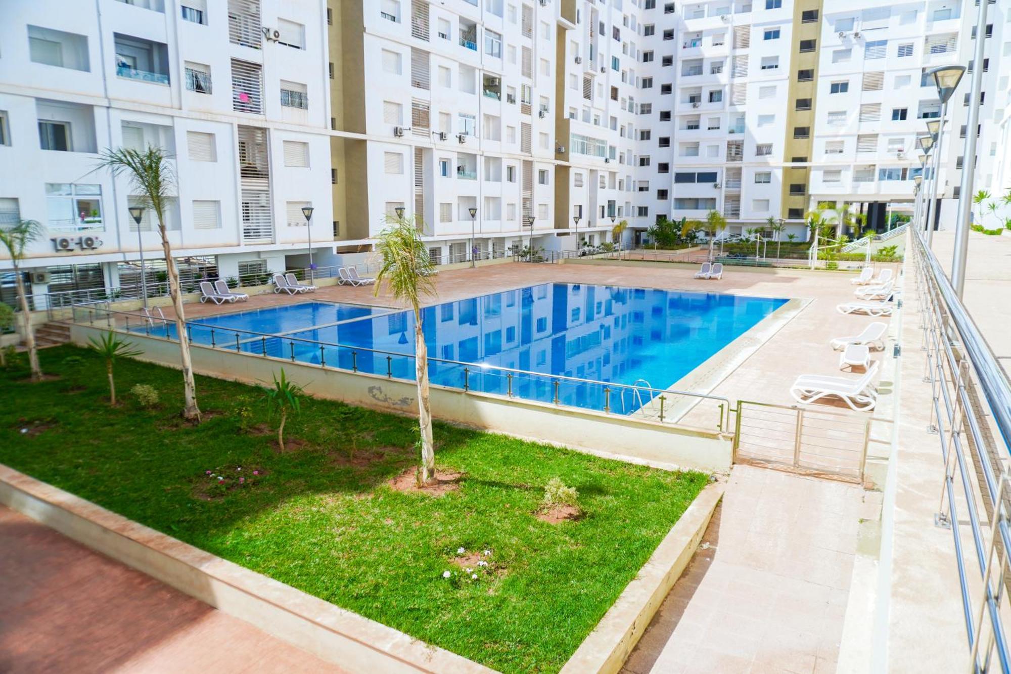 Elegant A Avec Piscine *