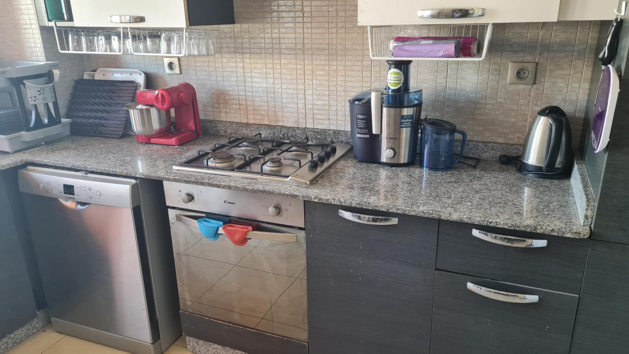 Private In A Shared With Pool Homestay