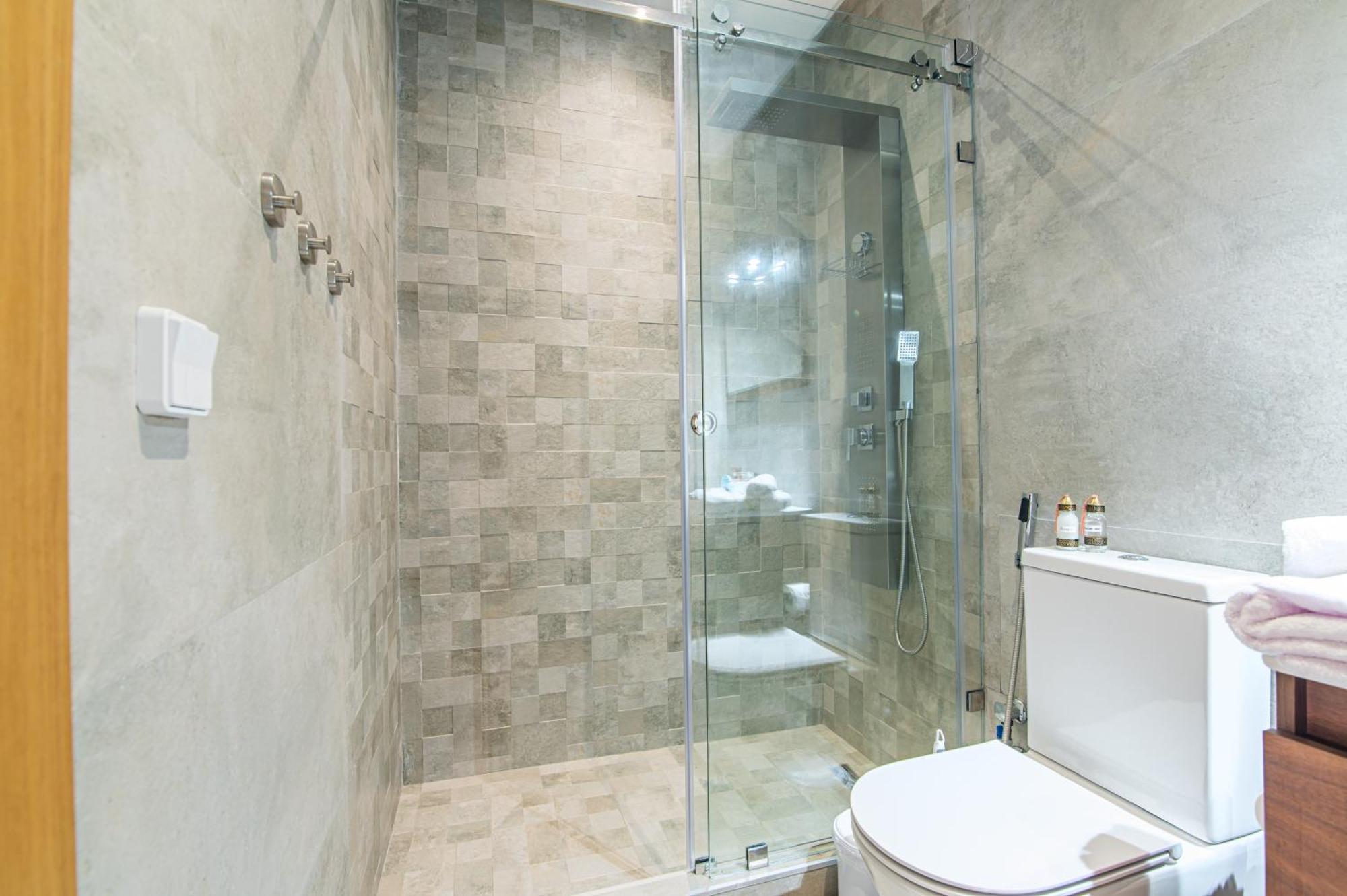 Apartment Luxury Seafront 102sqm With Wi-fi And Parking Agadir