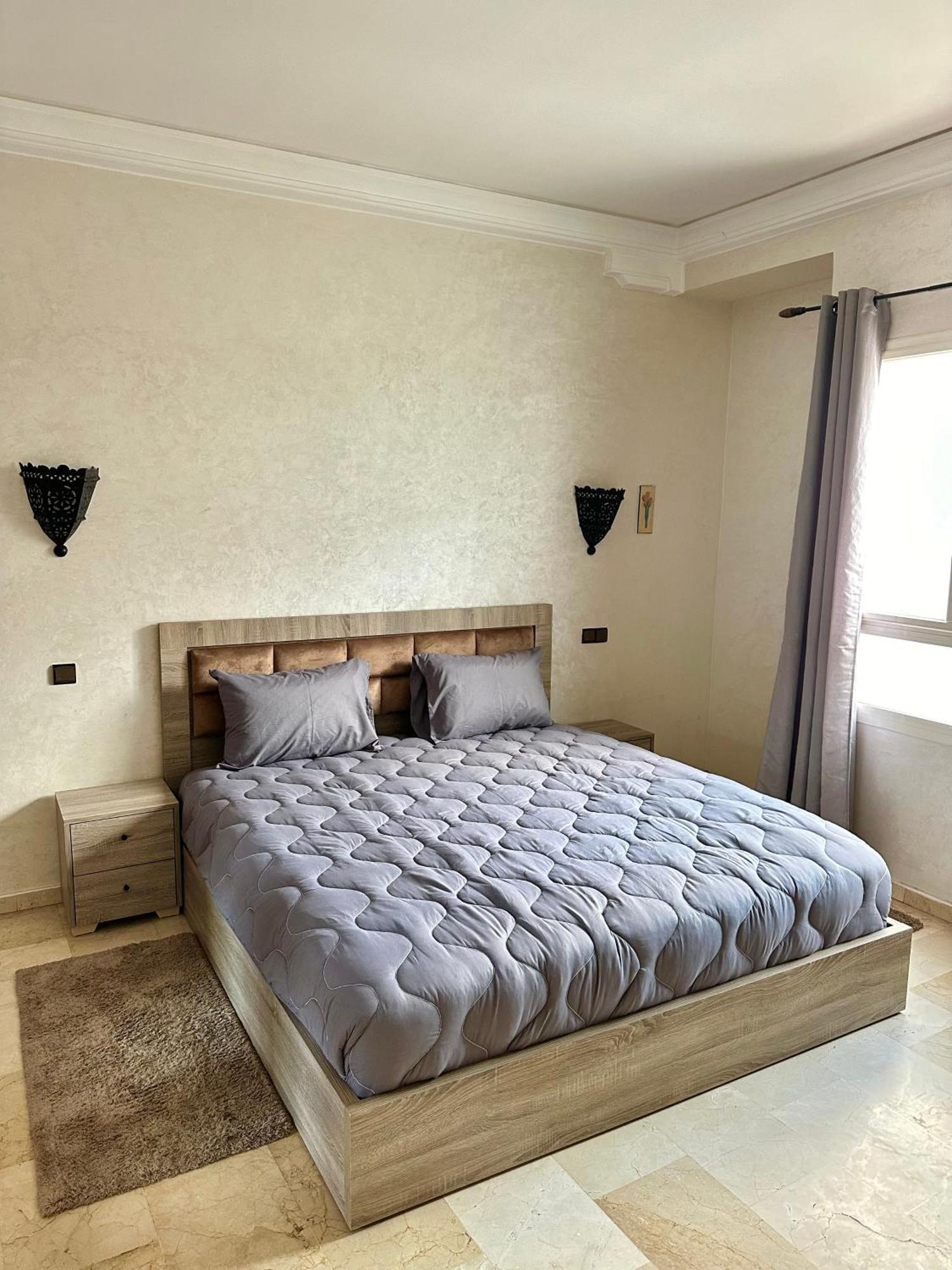 Unique In Marina Apartment