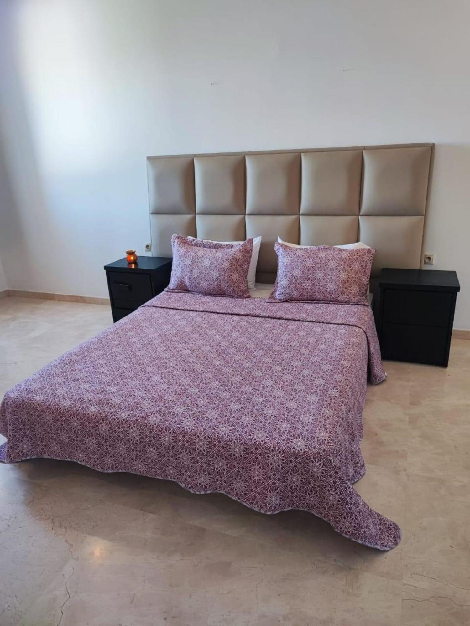Wonderful With 6 Bedrooms And Pool T62025 Villa *