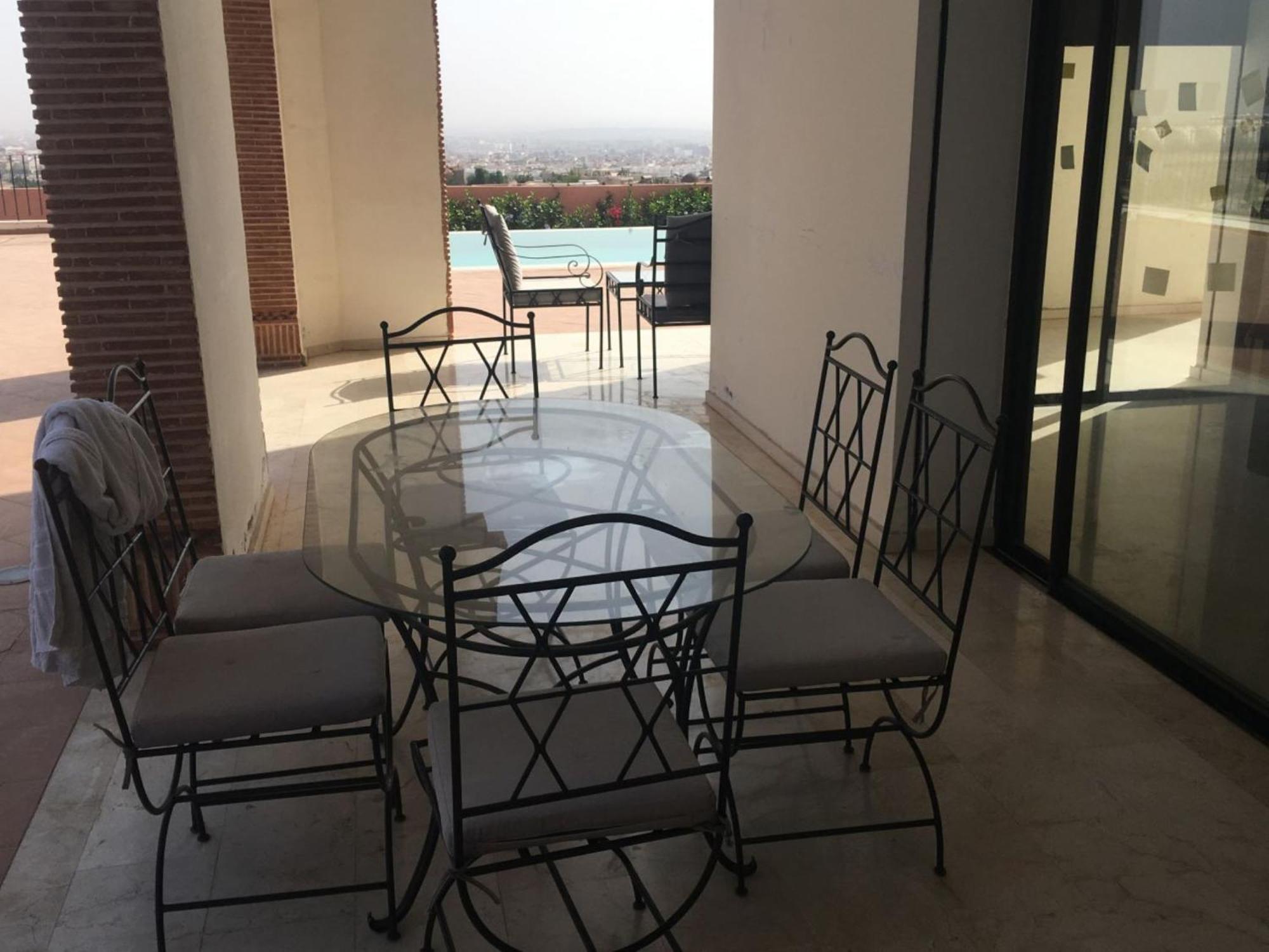 Wonderful With 6 Bedrooms And Pool T62025