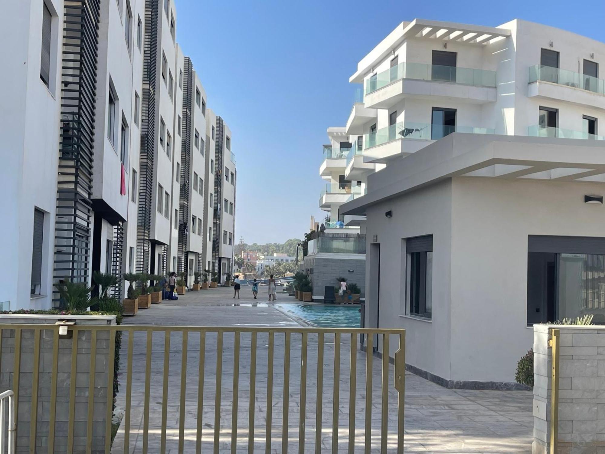 Apartment Luxurious Sea-view 2br *
