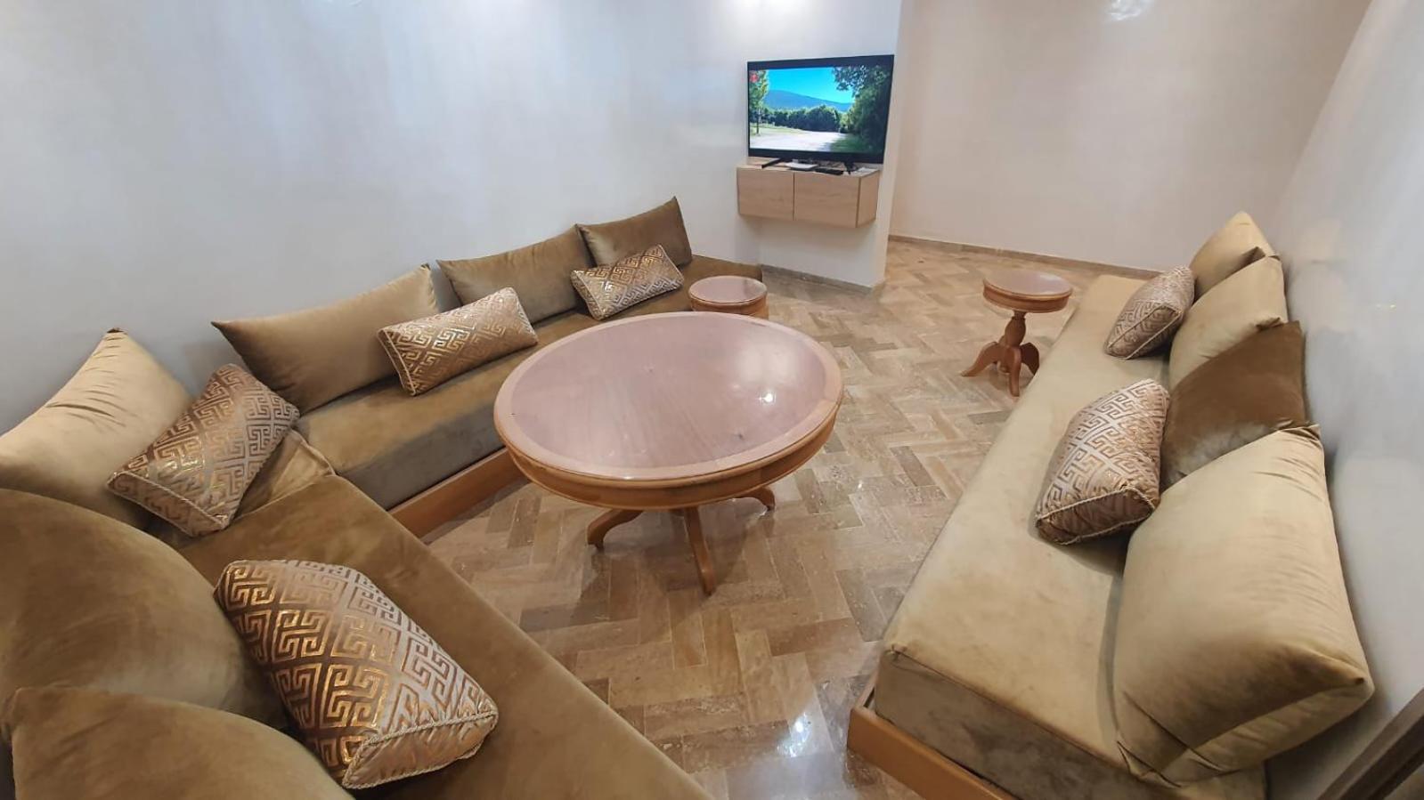 Apartment Entier *