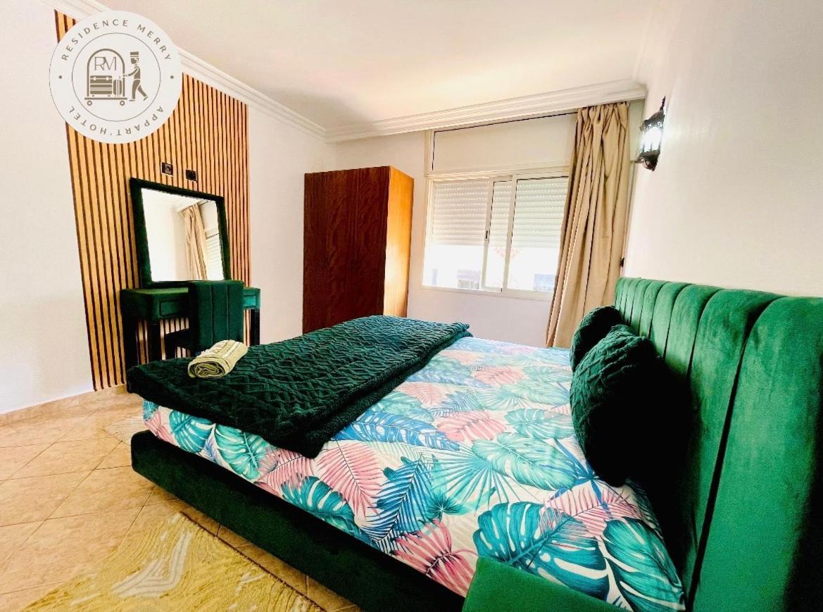 Merry Aparthotel