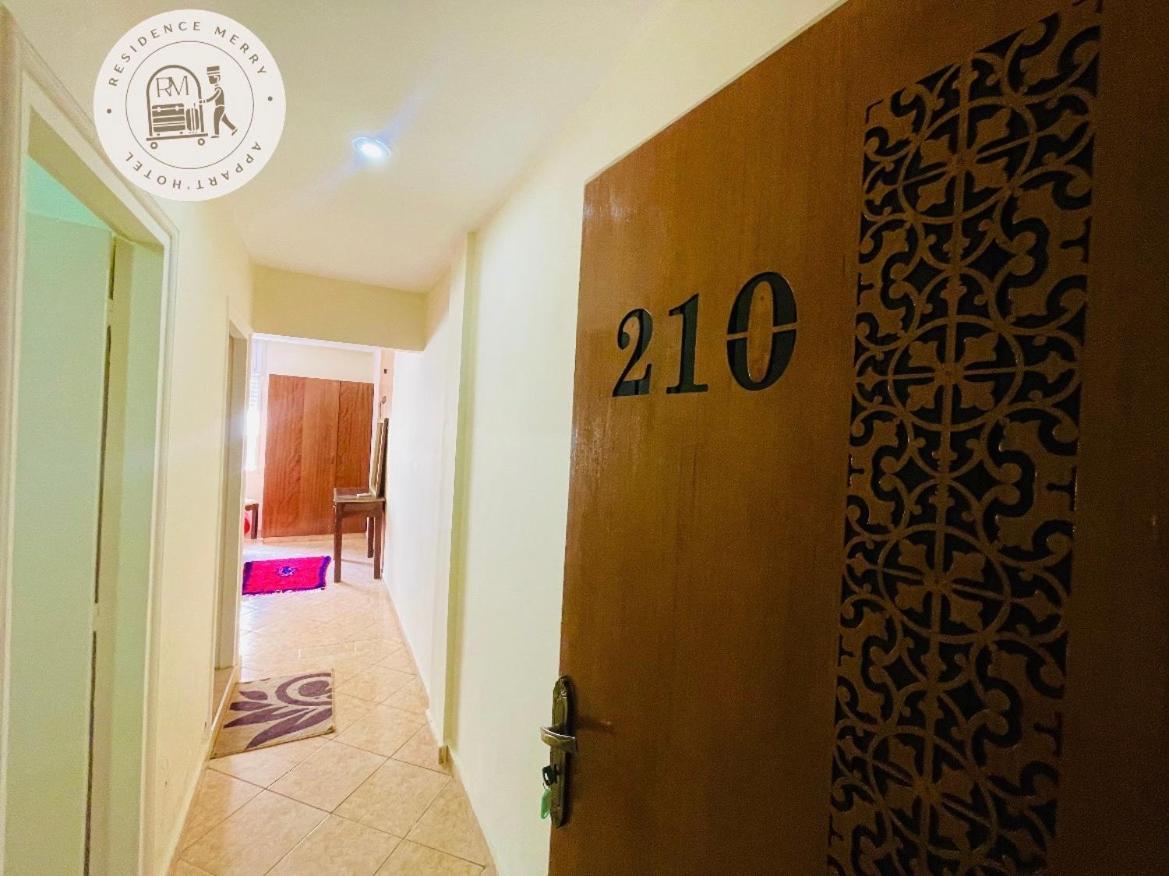 Aparthotel Merry *