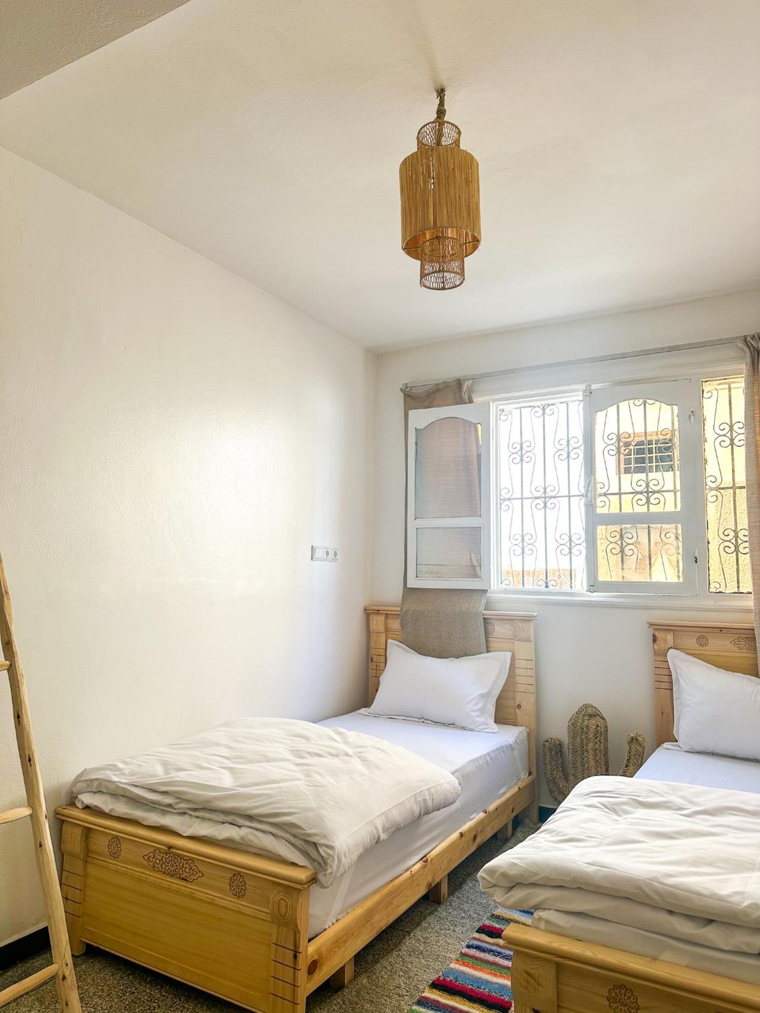 Surf And Anza - Surf Territory Hostel
