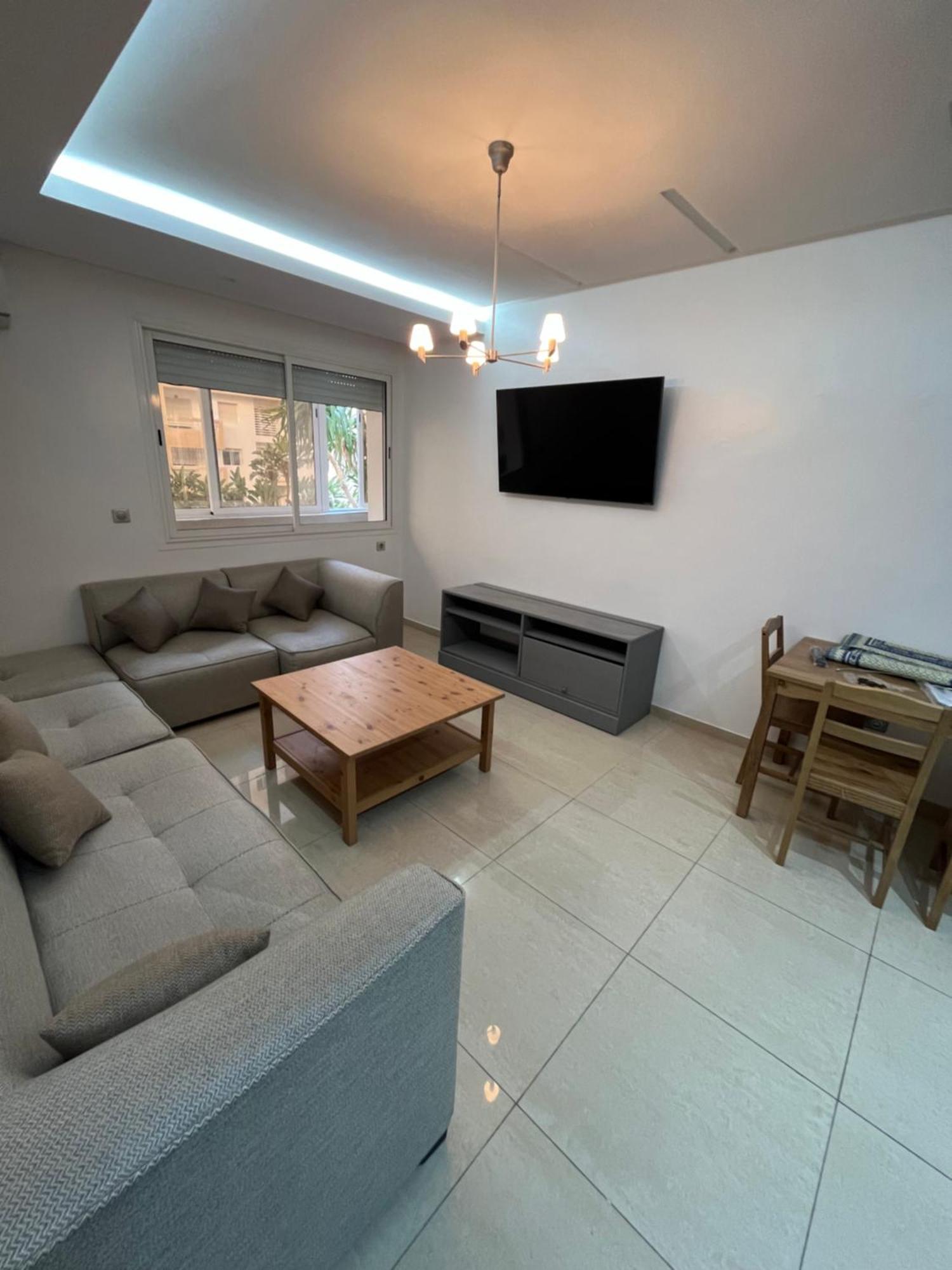 Islane Apartments With Swimming Pool & Wi-Fi Apartment