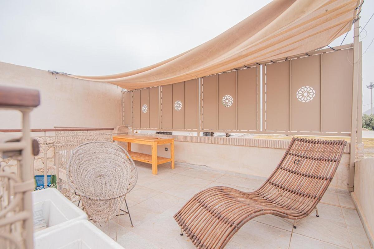 Villa Avec Piscine Chauffee A Seulement 10min De La ! *