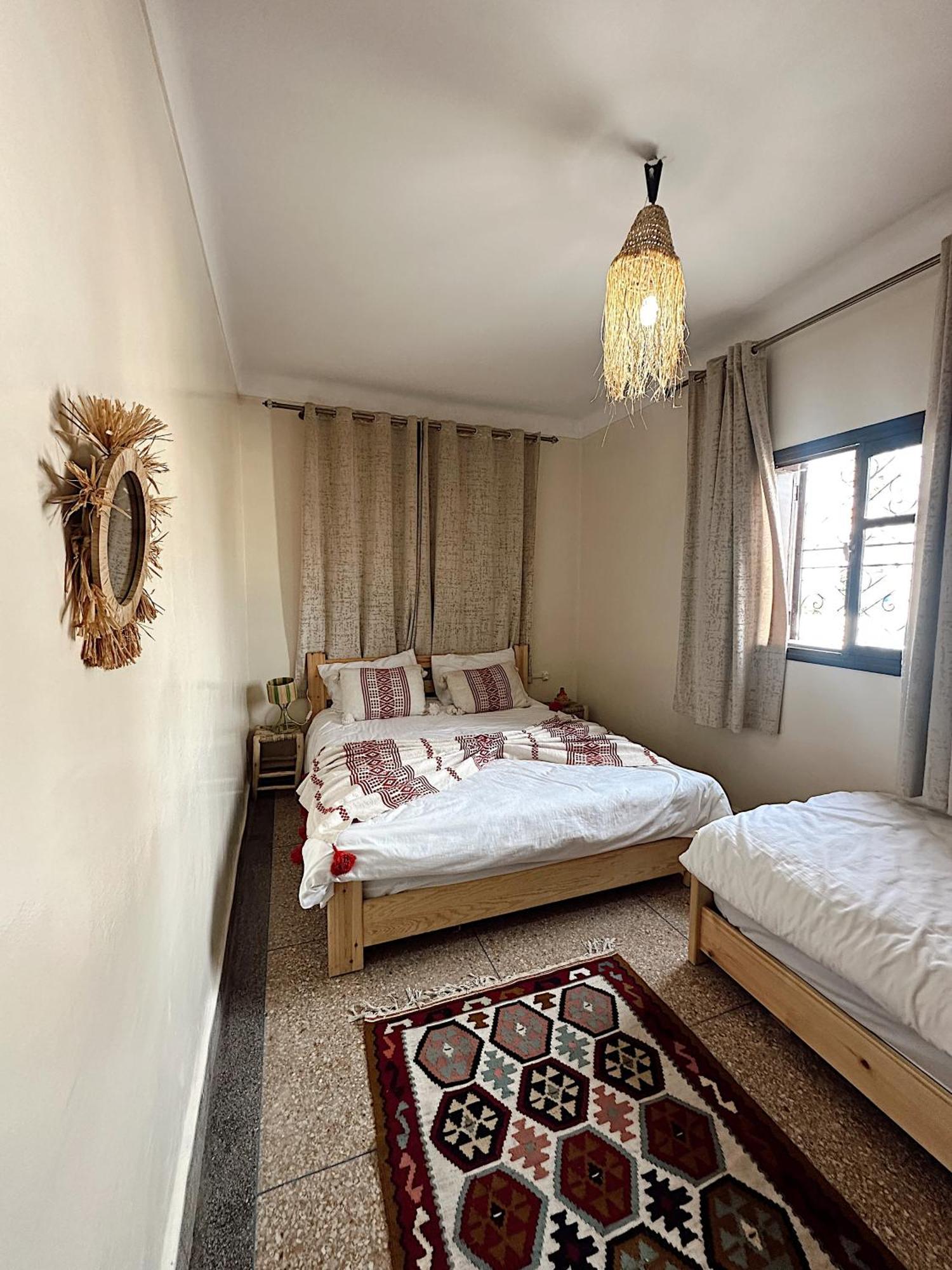 Hostel Tamount Surf House *