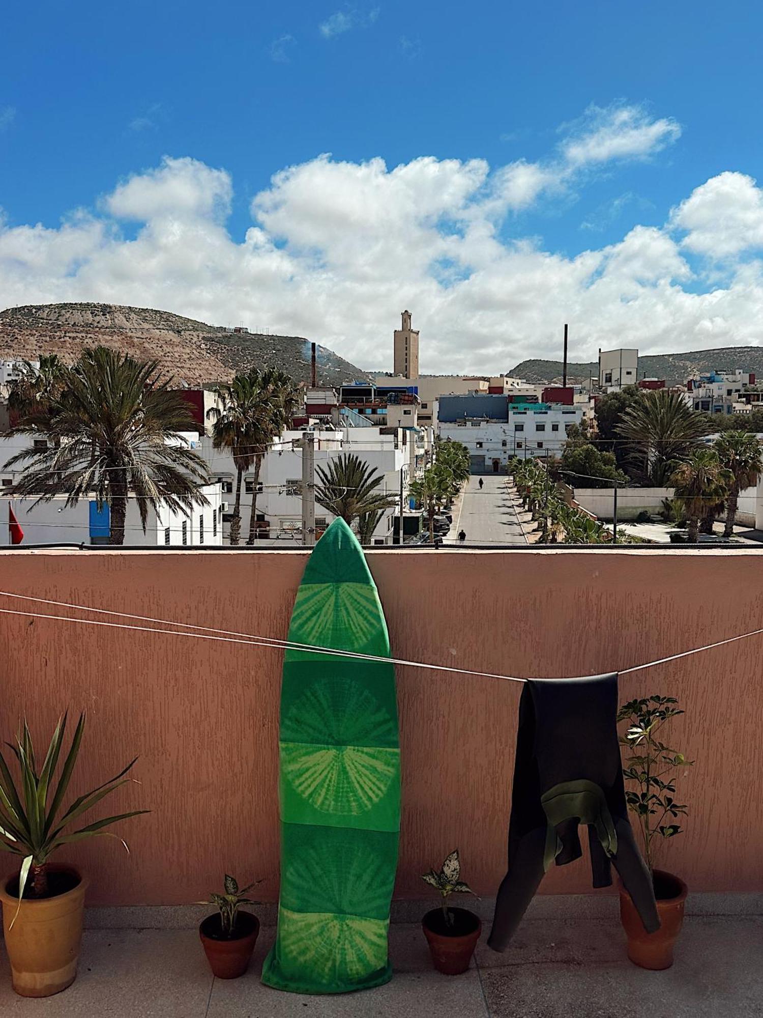Hostel Tamount Surf House *
