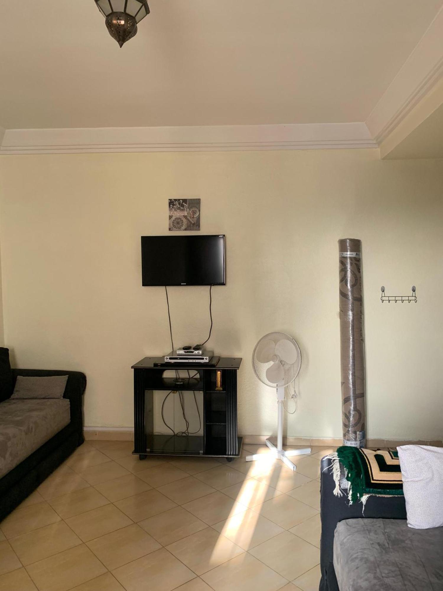 Air-conditioned Oumlil Apartment