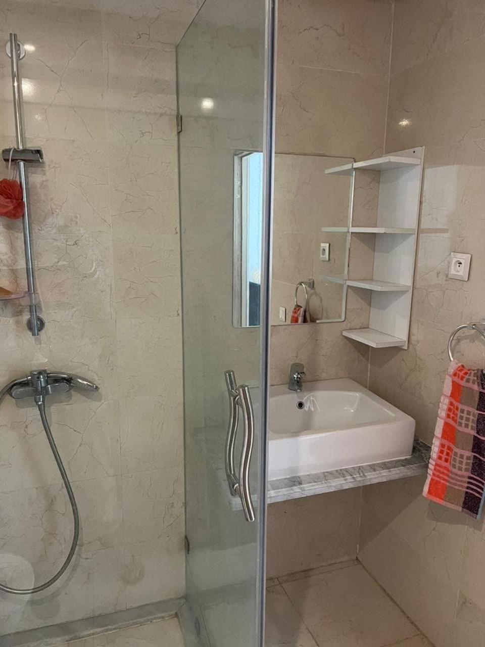 De Luxe Avec Piscine Apartment *