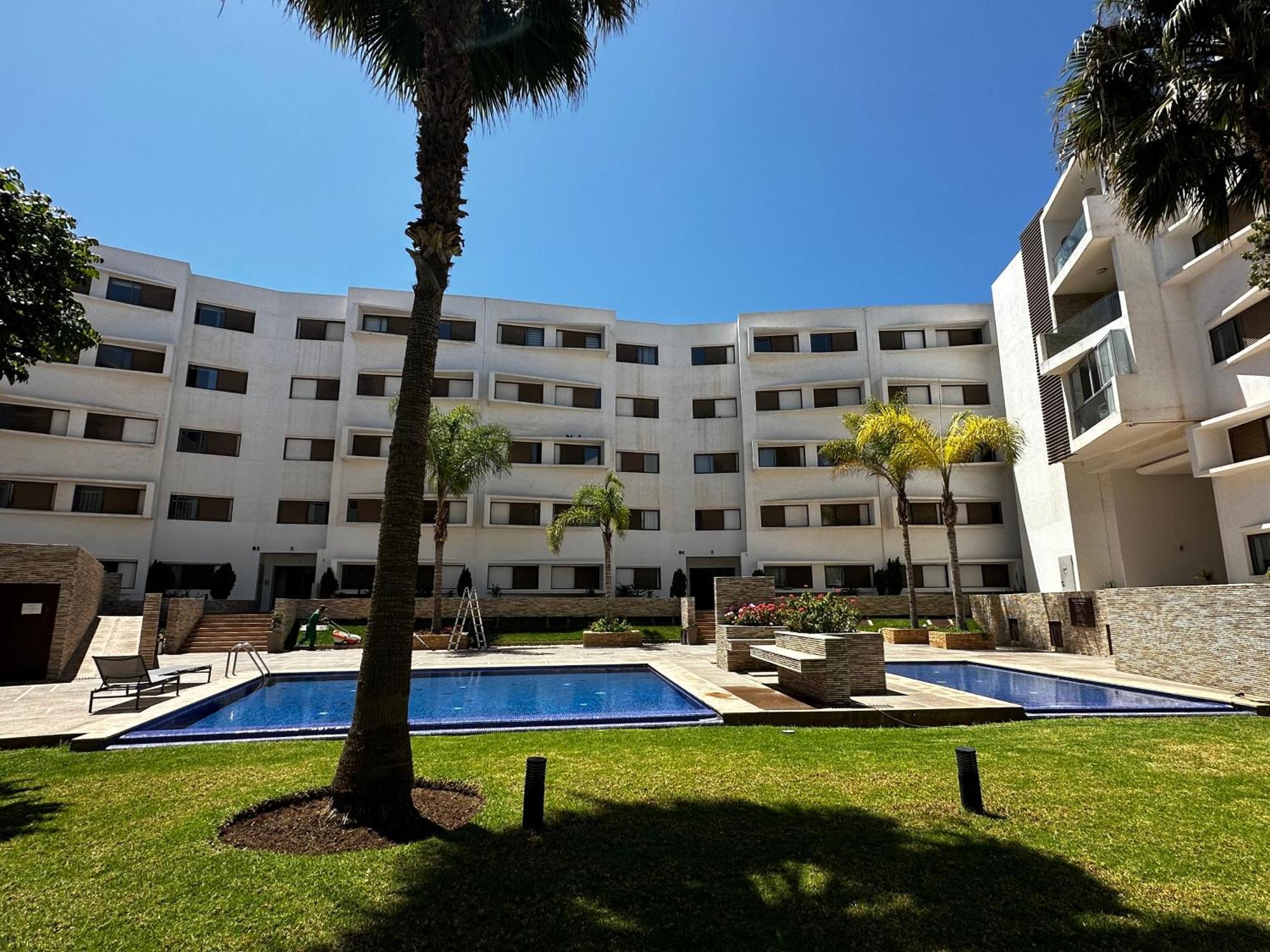 Apartment Standing Iken Parc Founty *