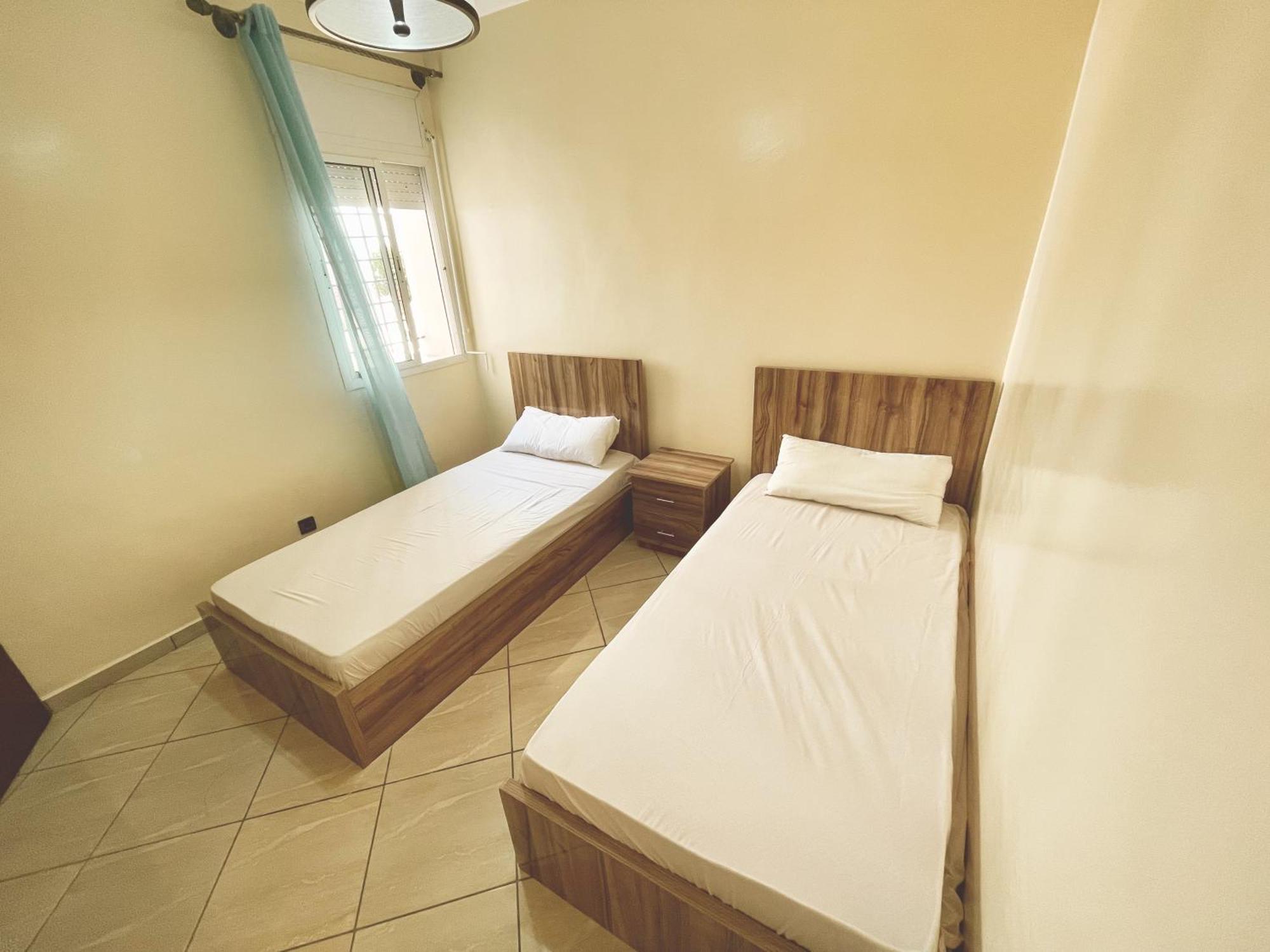 Apartment Economical In The Center, Suitable For Travelers Who Don't Want To Spend Too Much Money, Only 2 Minutes From Shops And Restaurants