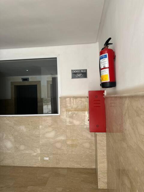 Apartment Your Ideal Pool Access Airport Service Self Check-in & Pristine Comfort