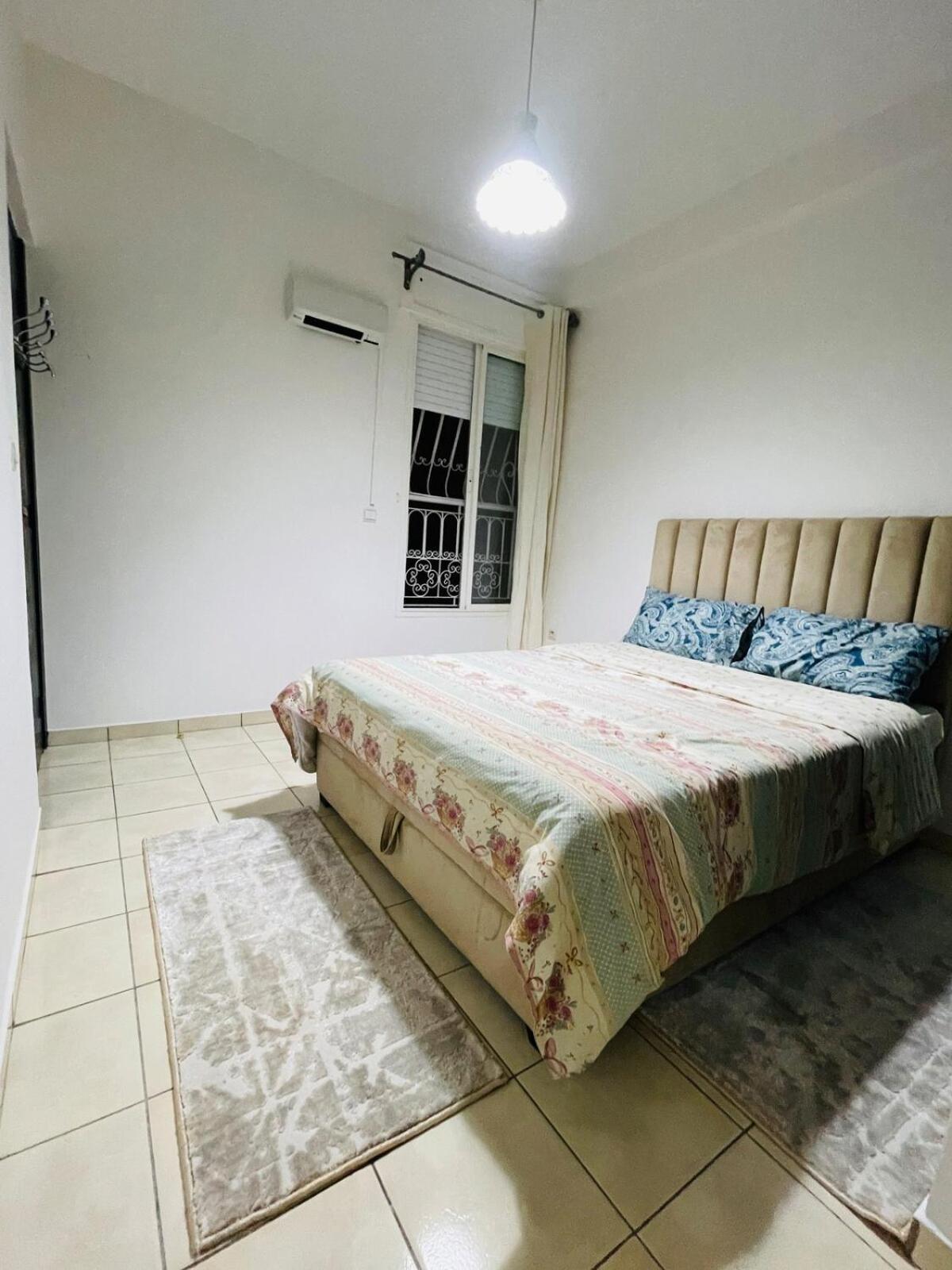 Cozy Apartment, In Secure Apartment *