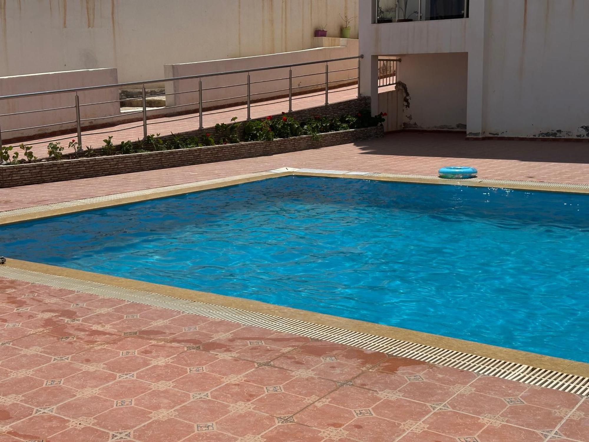 Apartment With View Of Bay, Surf Side Aourir Piscine Apartment *
